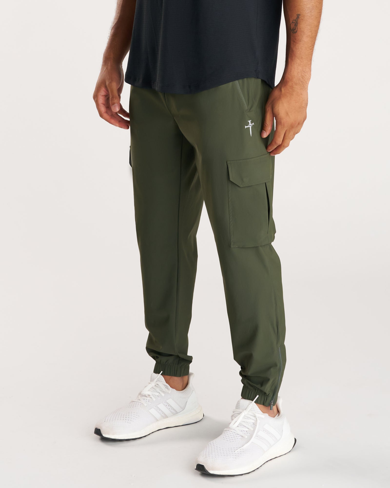 未使用　BRIEFING KING 3D LOGO JOGGER PANTS Vapor-Lite™ Cargo Jogger - Dark Pine