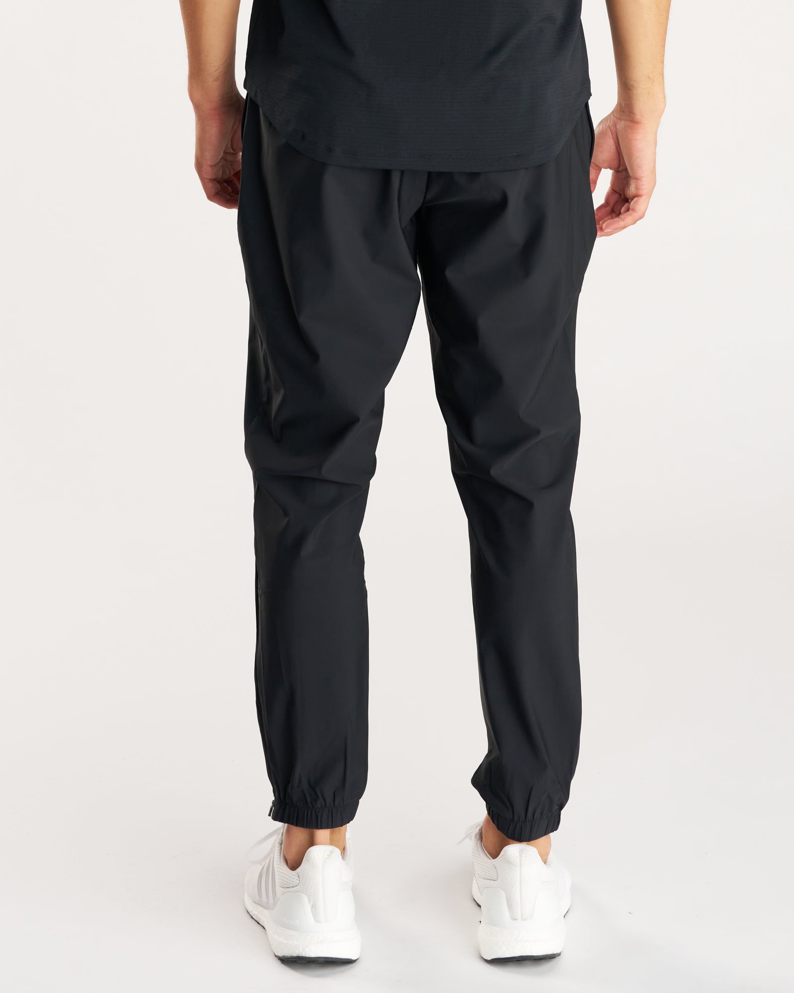 Vapor-Lite™ Jogger - Black