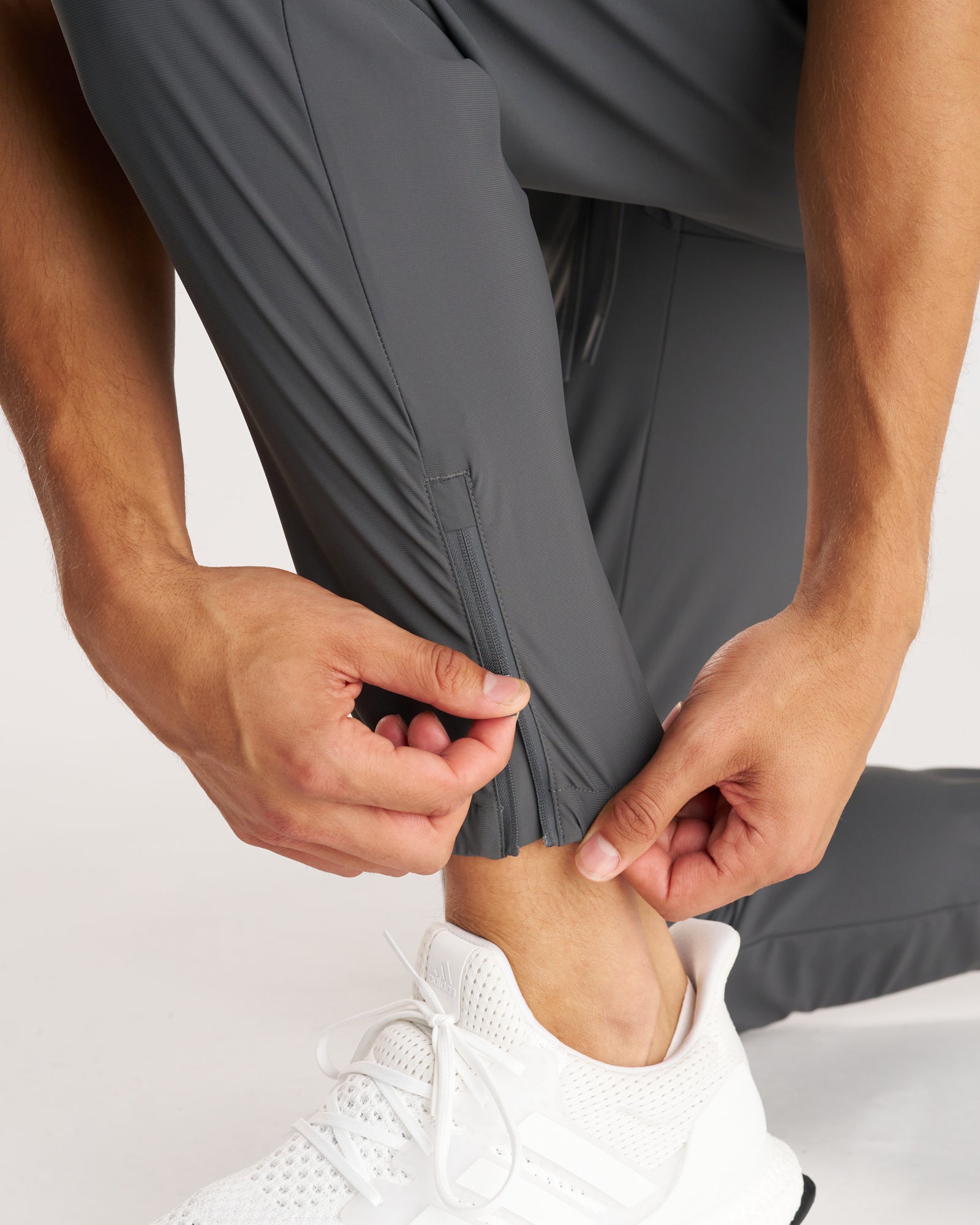 Vapor-Lite™ Jogger - Space Grey