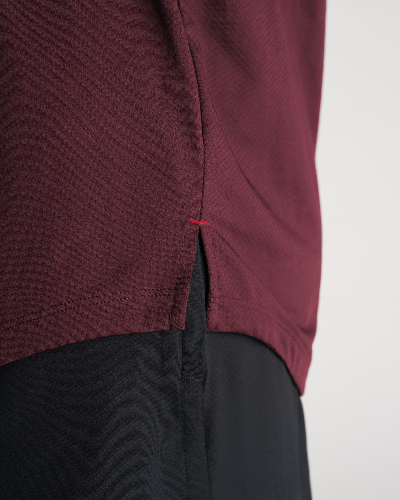 Pro-Tech Tee "Cross" - Merlot