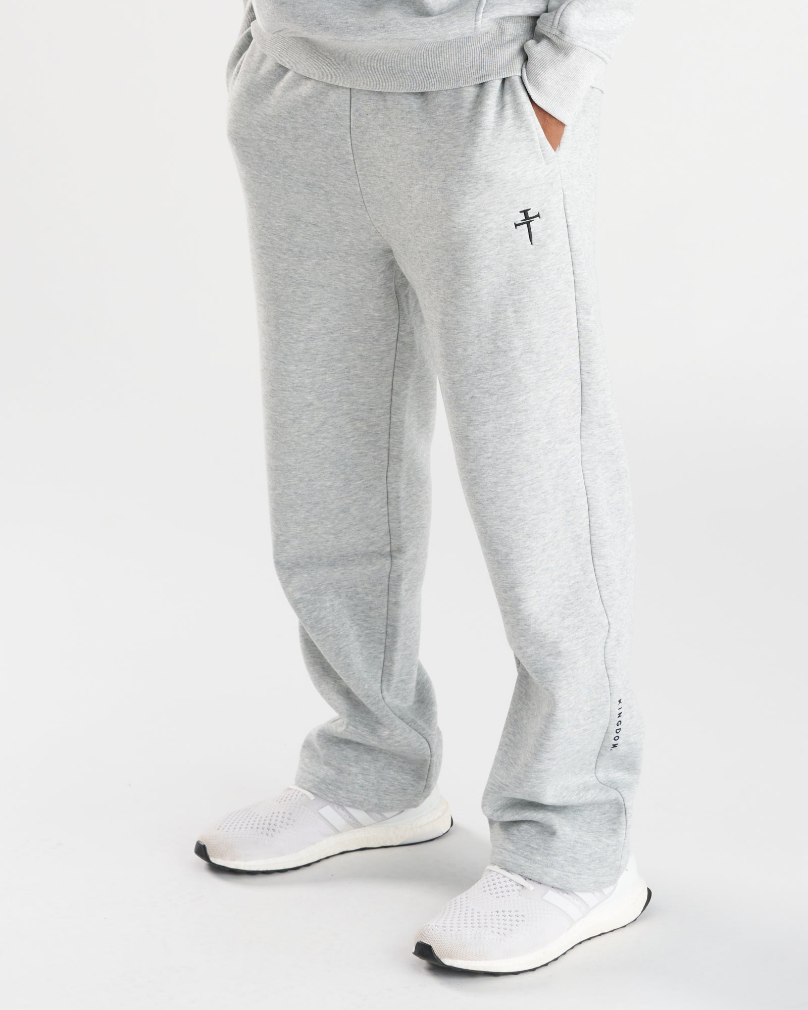 Signature Fleece Straight Leg Sweats - Heather Grey