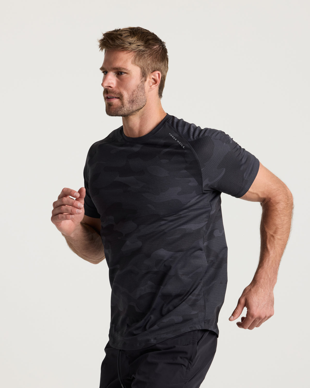 Aion-Lite™ Tee "Three Nails" - Black Camo