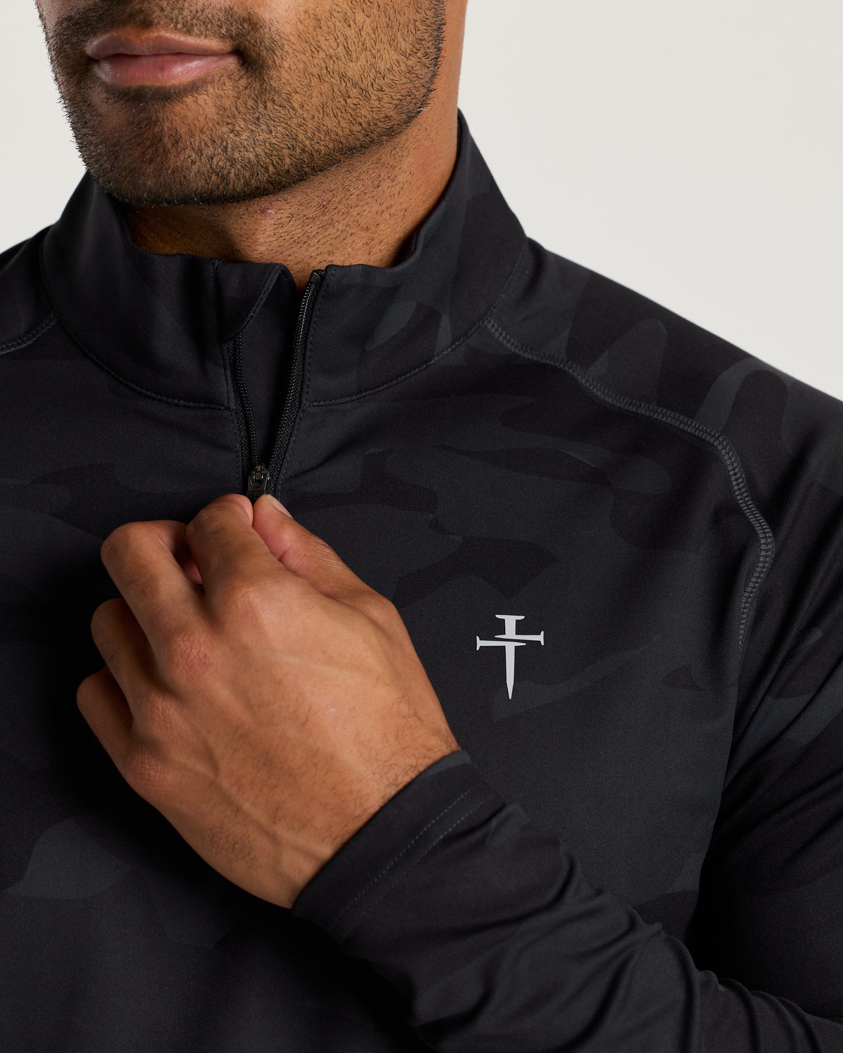Core Quarter Zip - Black Camo