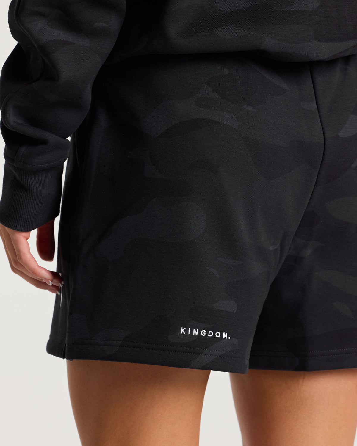 Women's Signature Fleece Sweatshorts - Black Camo