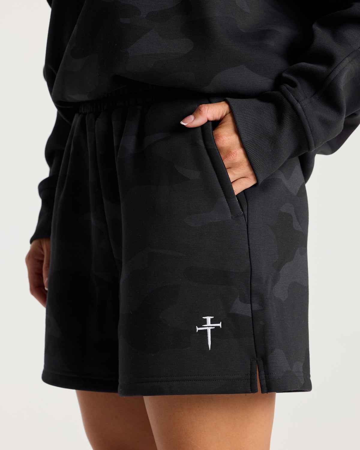 Women's Signature Fleece Sweatshorts - Black Camo