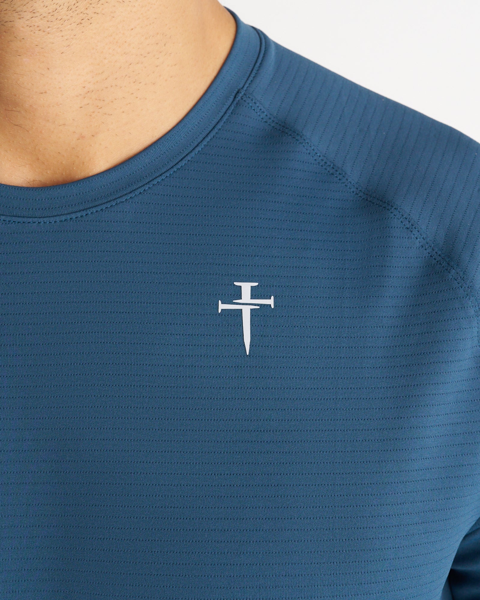 Aion-Lite™ Tee "Cross" - Midnight Navy