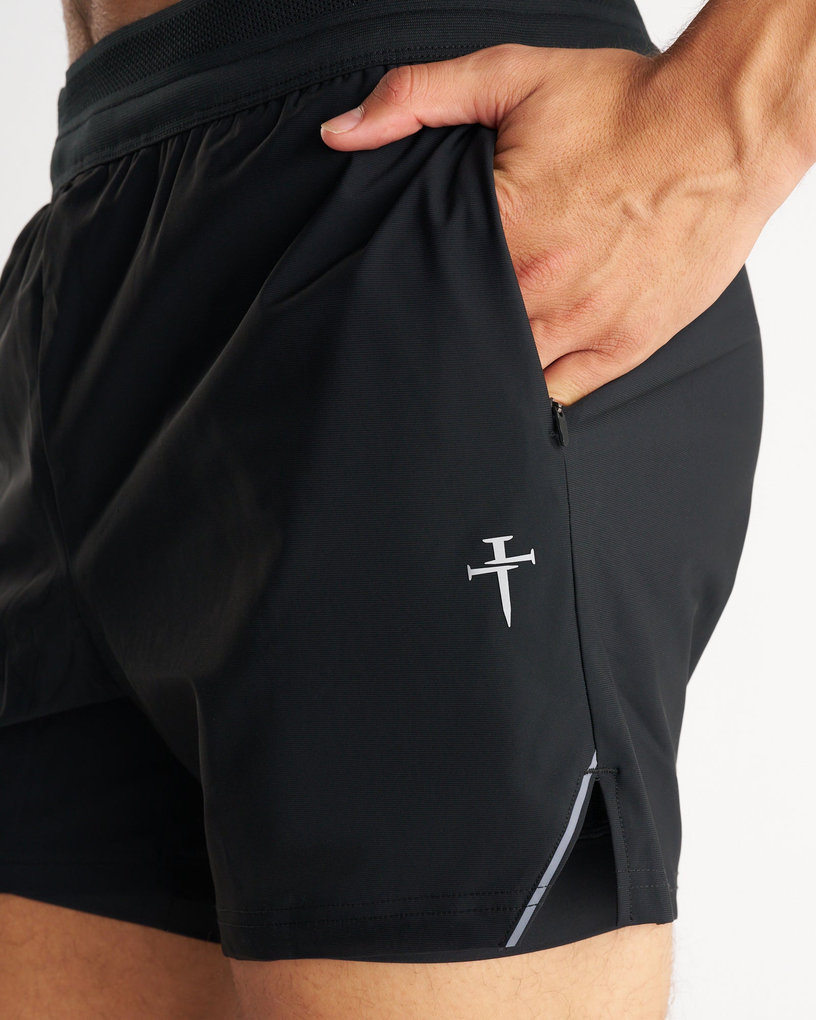 Vapor-Lite™ Liner 5" Short "Cross" - Black