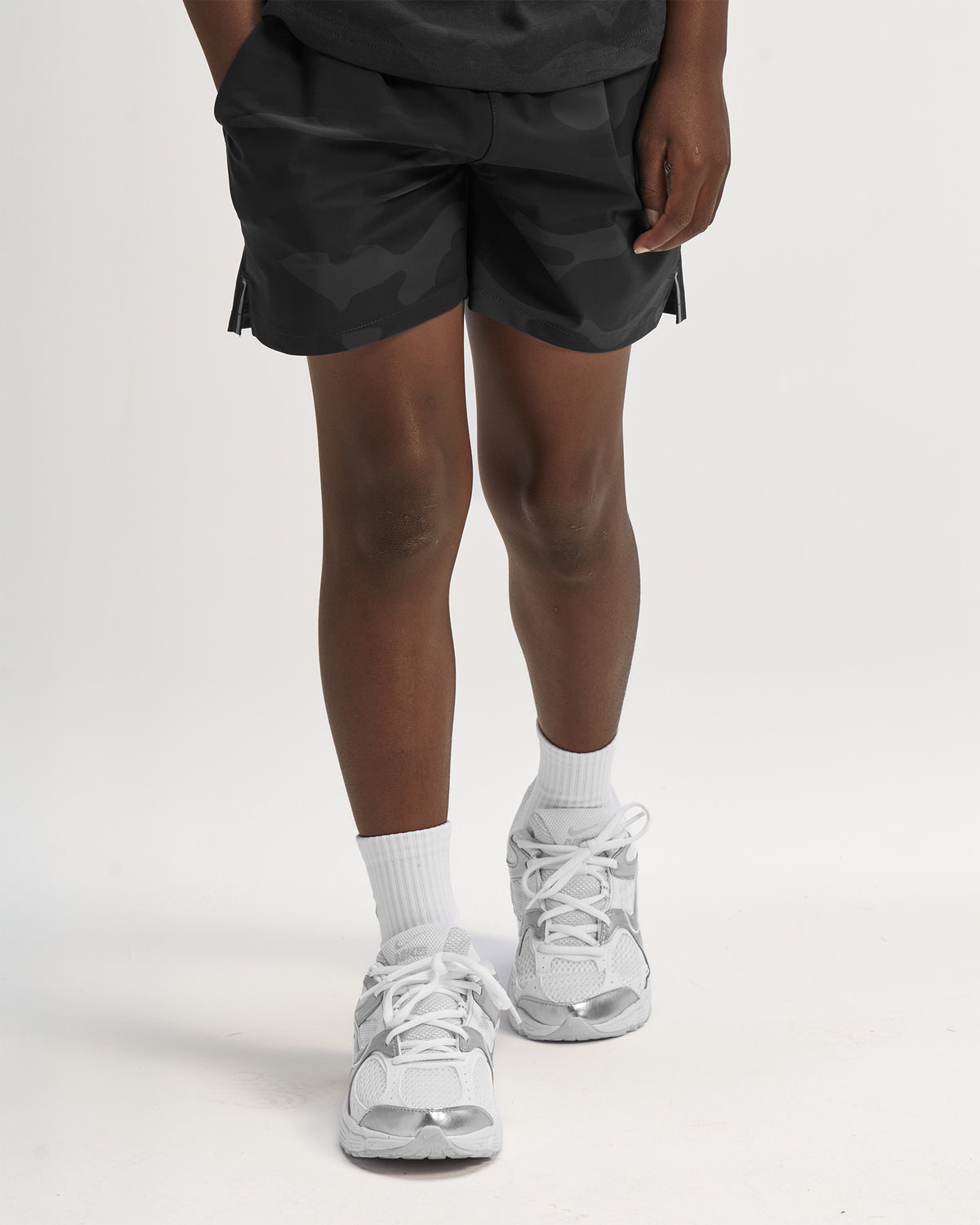 Youth Vapor-Lite™ Hybrid Short - Black Camo