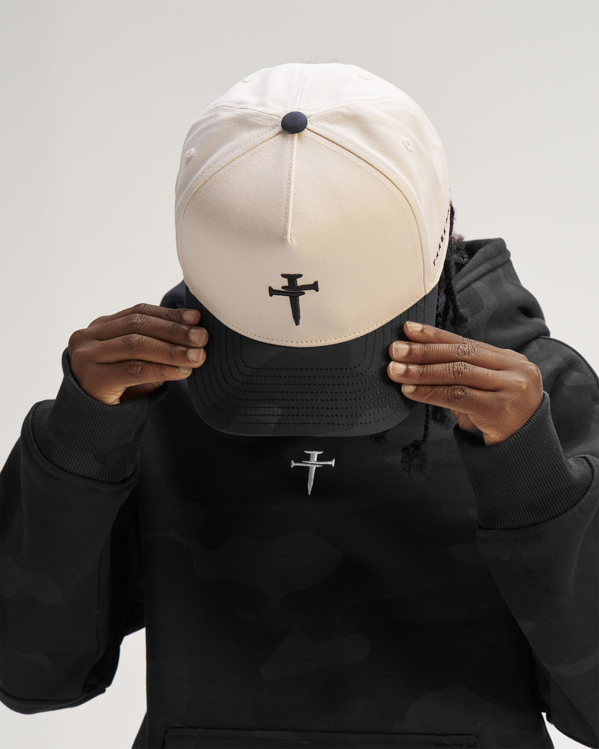 Youth Signature Two-Tone Hat - Black Camo
