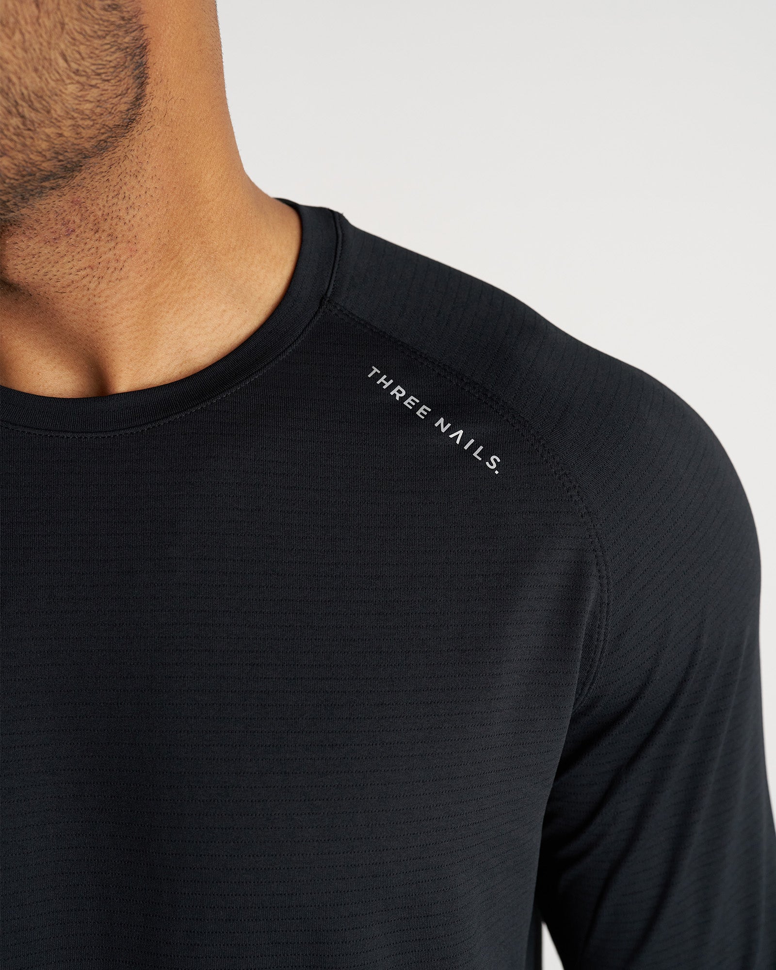 Aion-Lite™ Long Sleeve "Three Nails" - Black