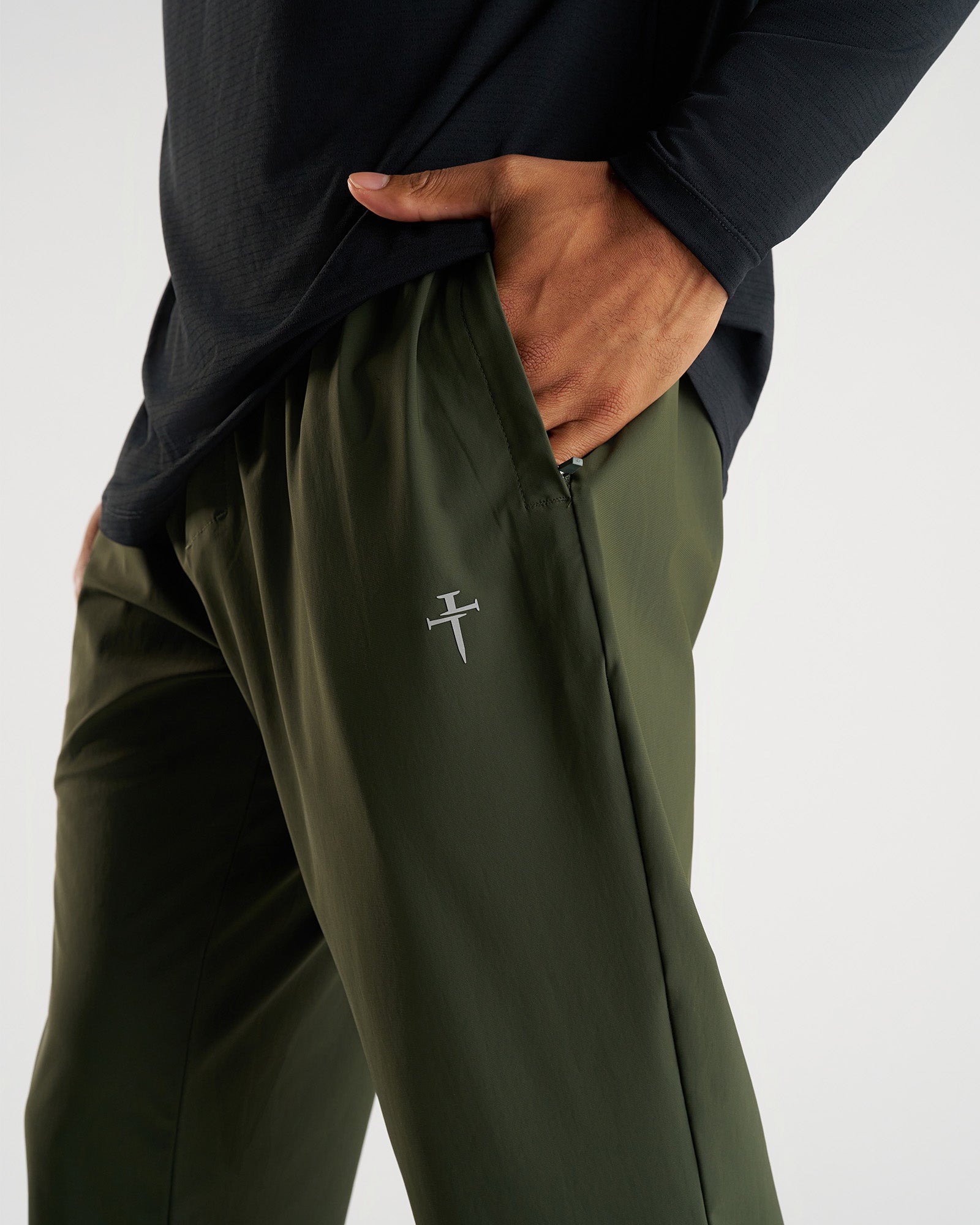 Vapor-Lite™ Jogger - Dark Pine