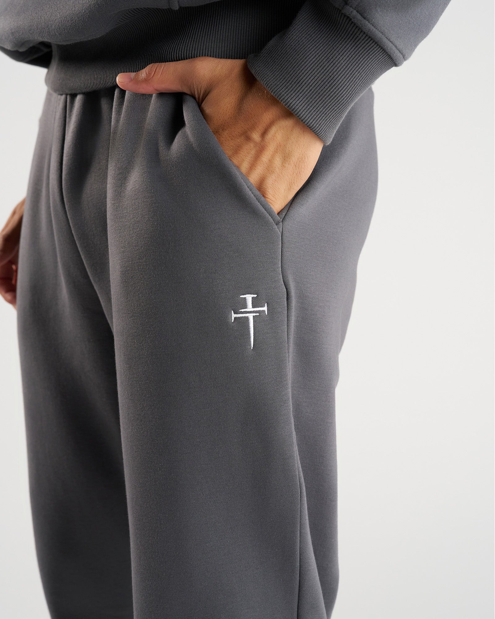 Signature Fleece Sweatpants - Space Grey