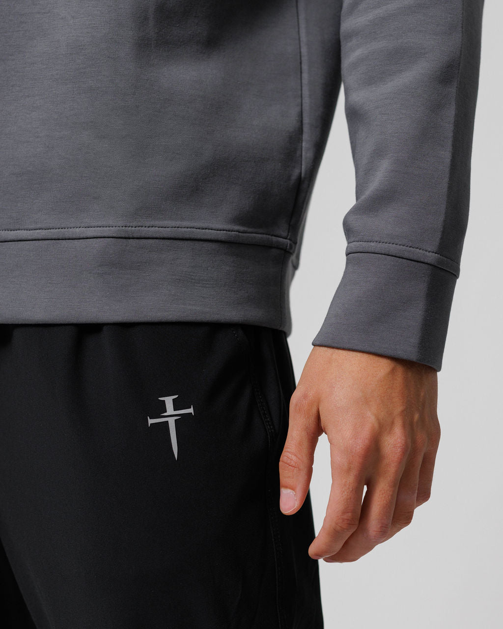 Raglan Crewneck - Space Grey