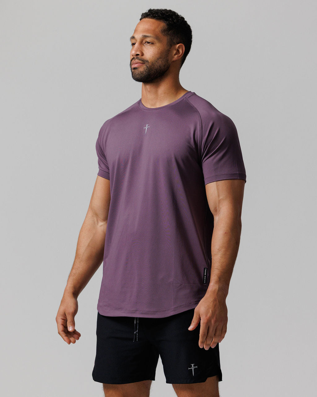 Pro-Tech Tee "Cross" - Black Plum