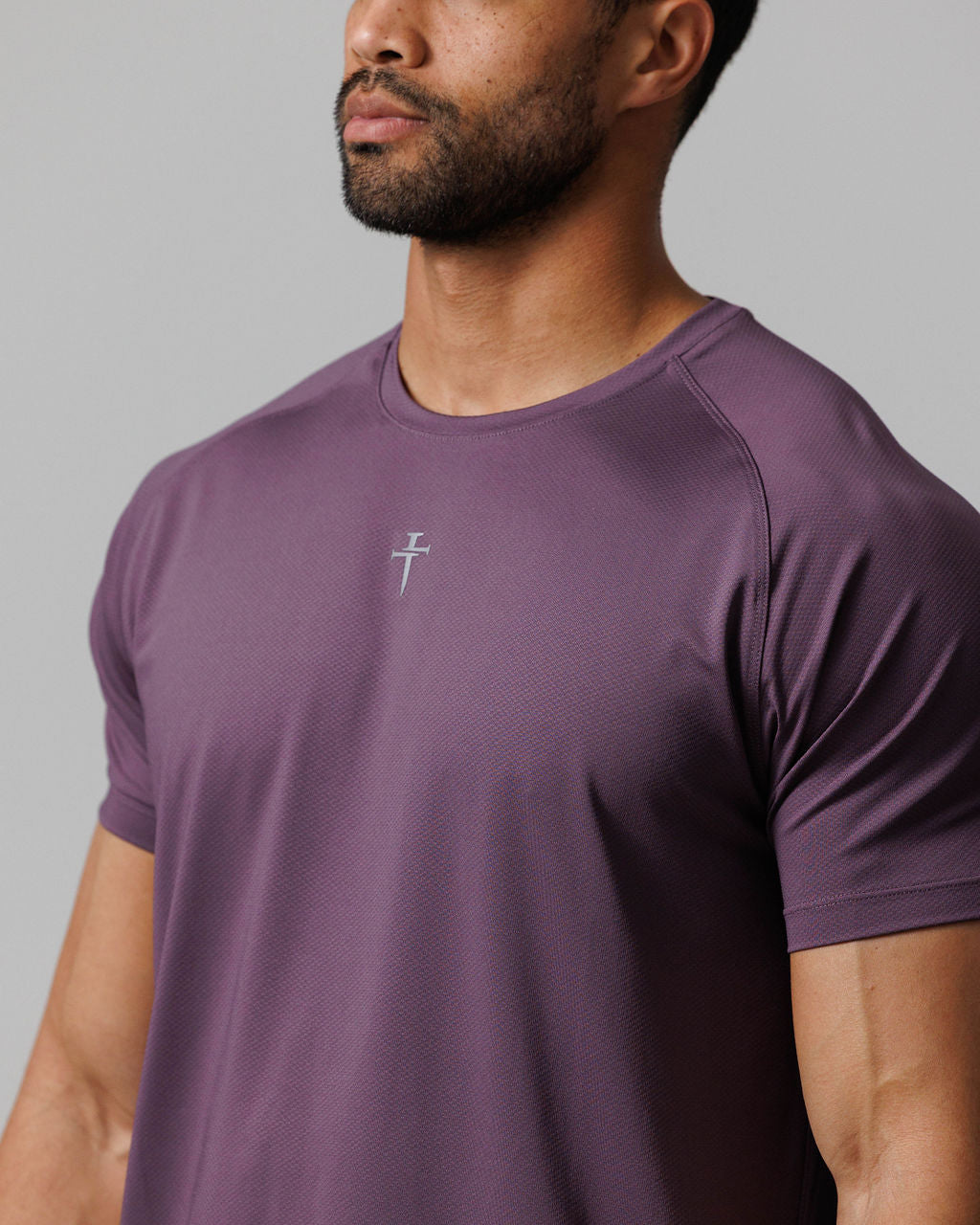 Pro-Tech Tee "Cross" - Black Plum