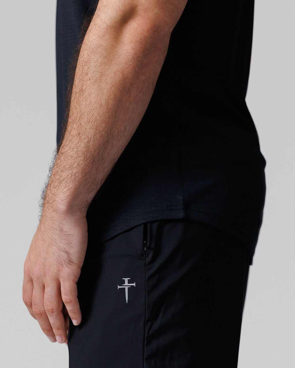 Aion-Lite™ Tank - Black