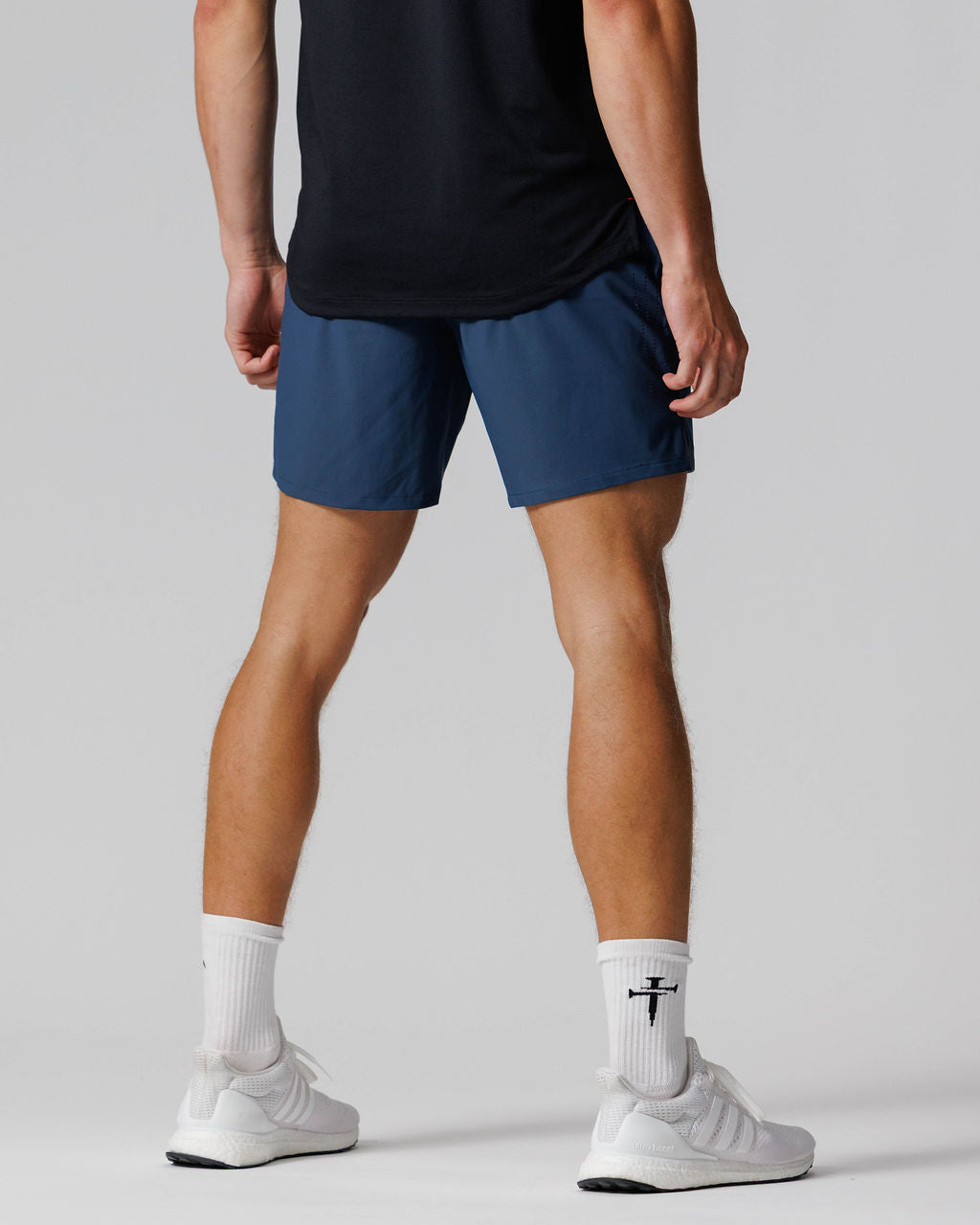 Vapor-Lite™ Hybrid Short - Midnight Navy