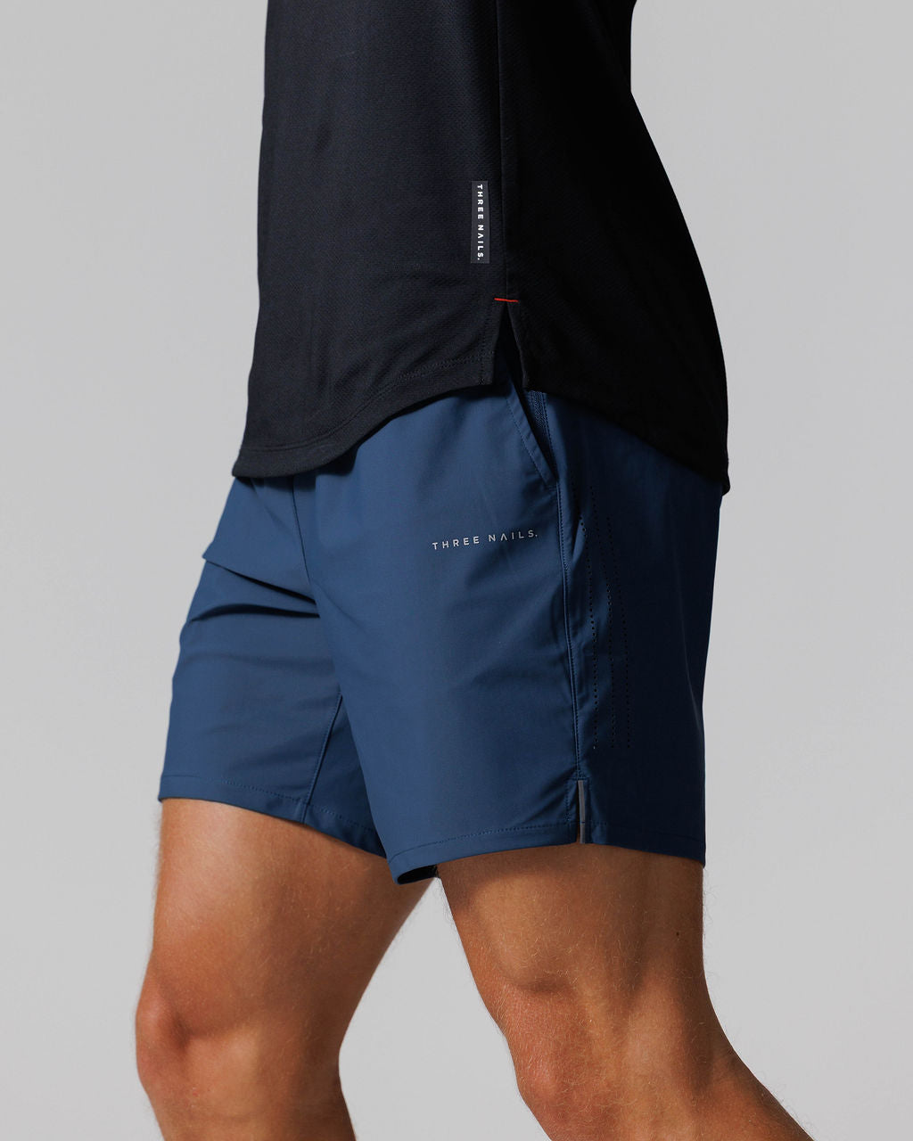 Vapor-Lite™ Hybrid Short - Midnight Navy