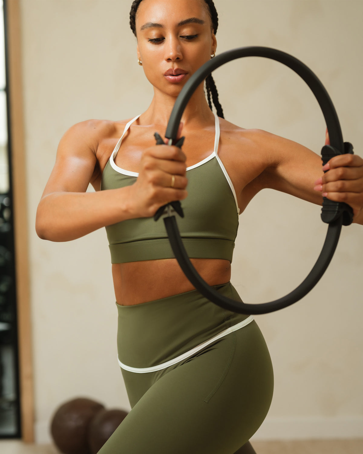 Endura-Train™ Contrast Sports Bra - Sage