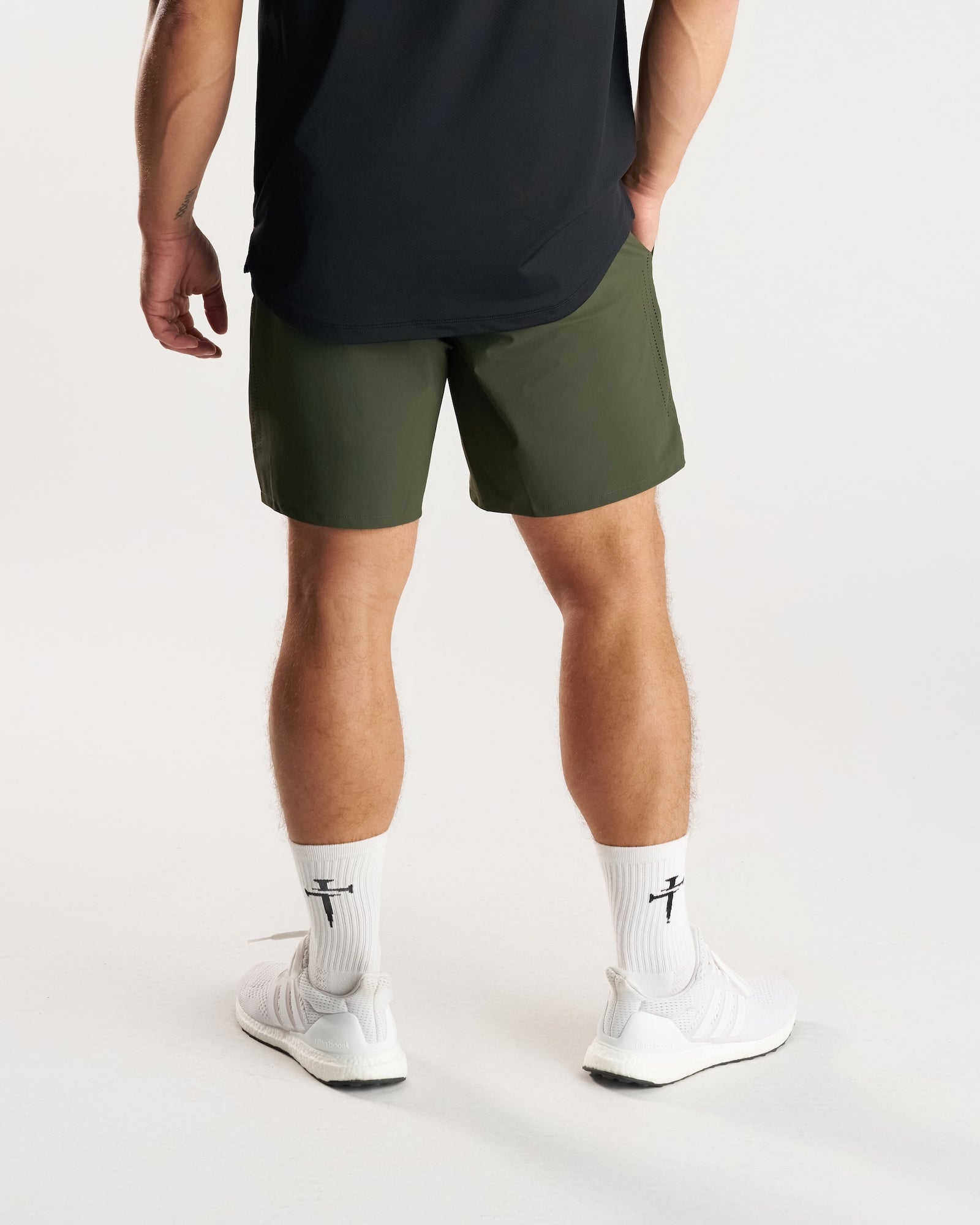 Vapor-Lite™ Hybrid Short - Dark Pine