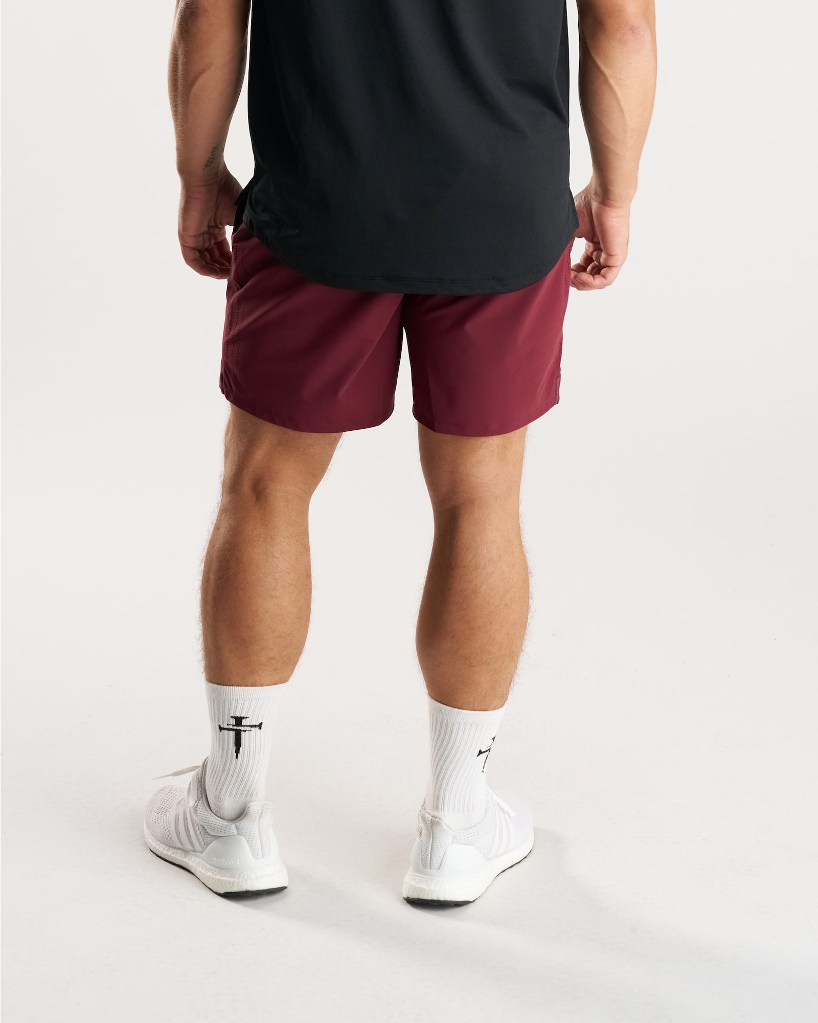 Vapor-Lite™ Hybrid Short - Merlot