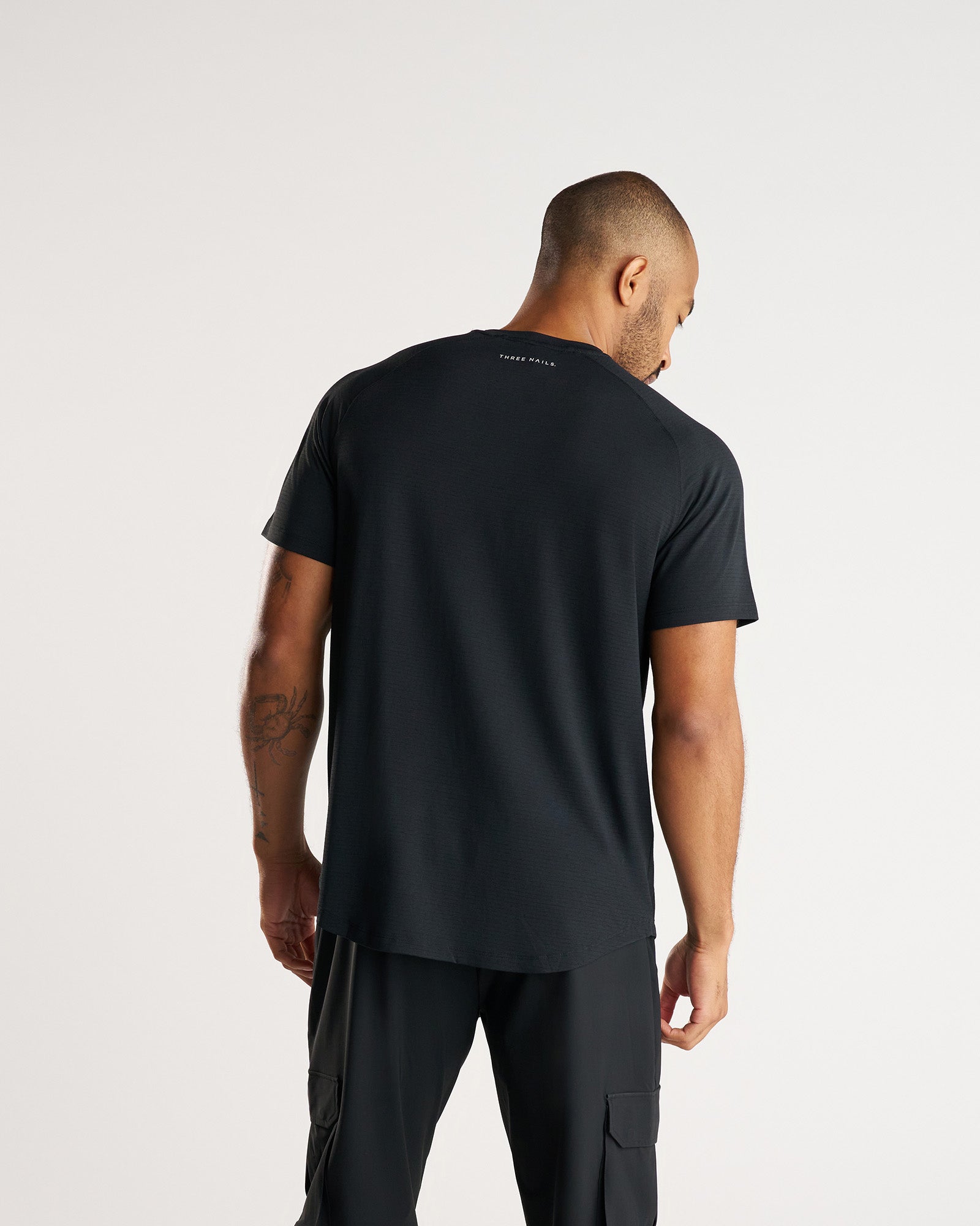 Aion-Lite™ Tee "Cross" - Black