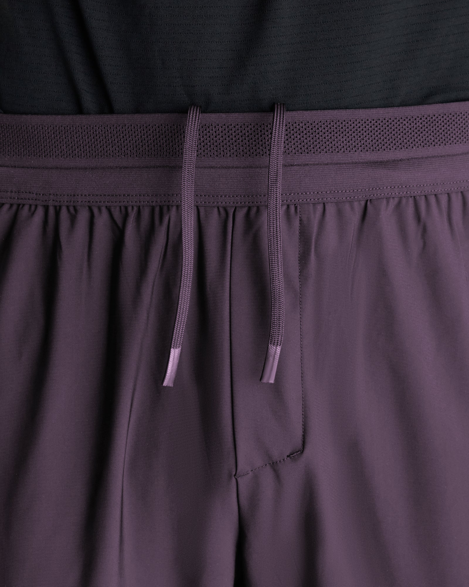 Vapor-Lite™ Jogger - Black Plum