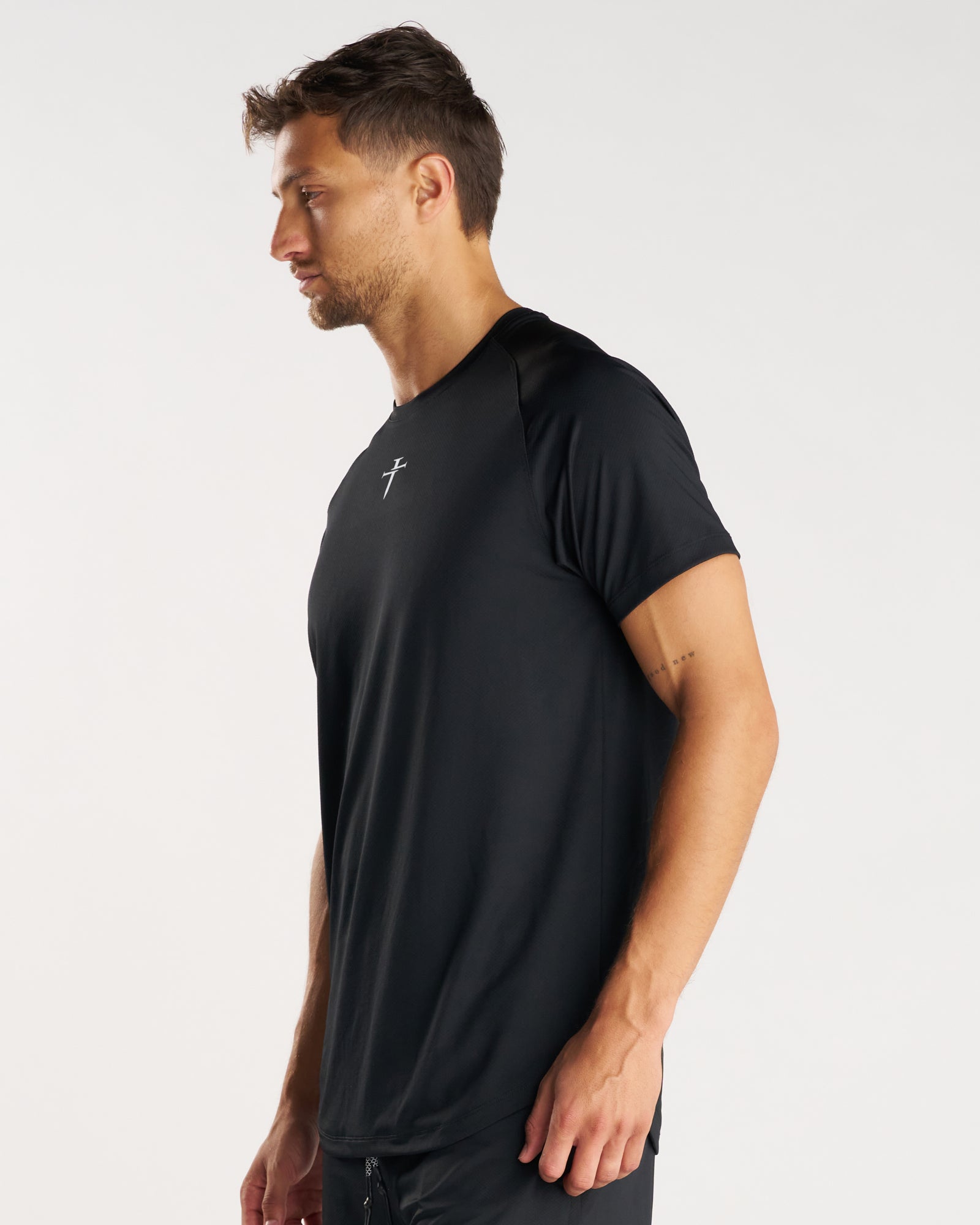 Pro-Tech Tee "Cross" - Black