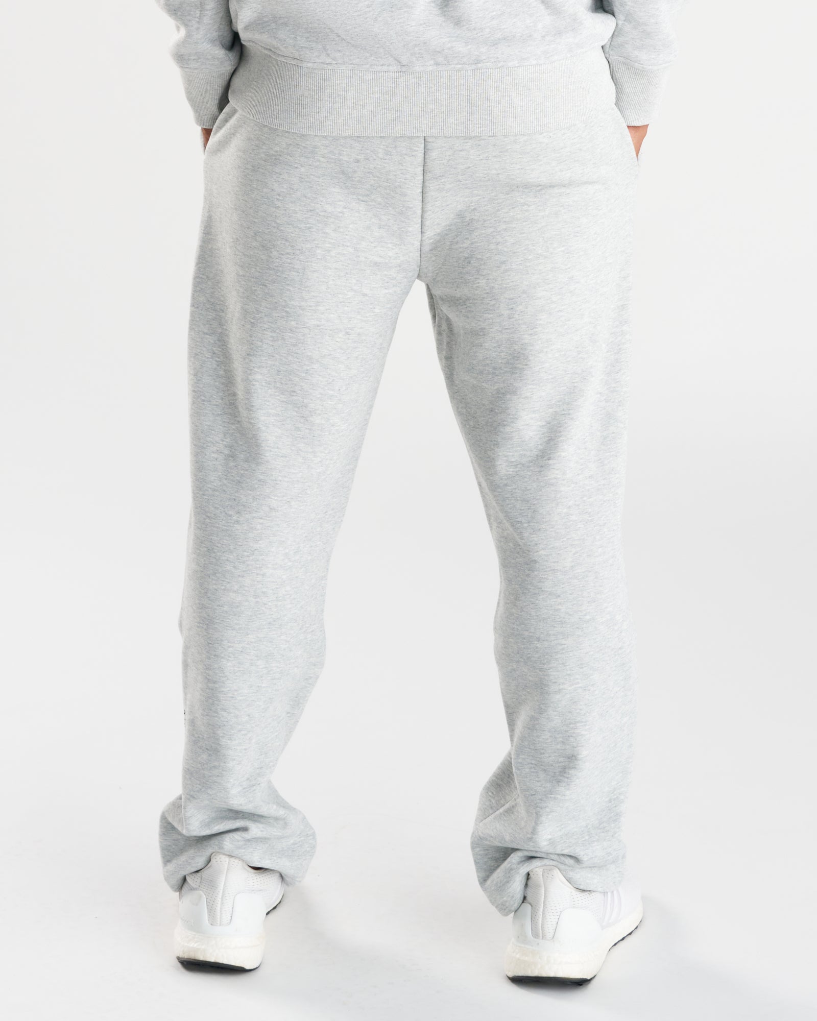 Signature Fleece Straight Leg Sweats - Heather Grey