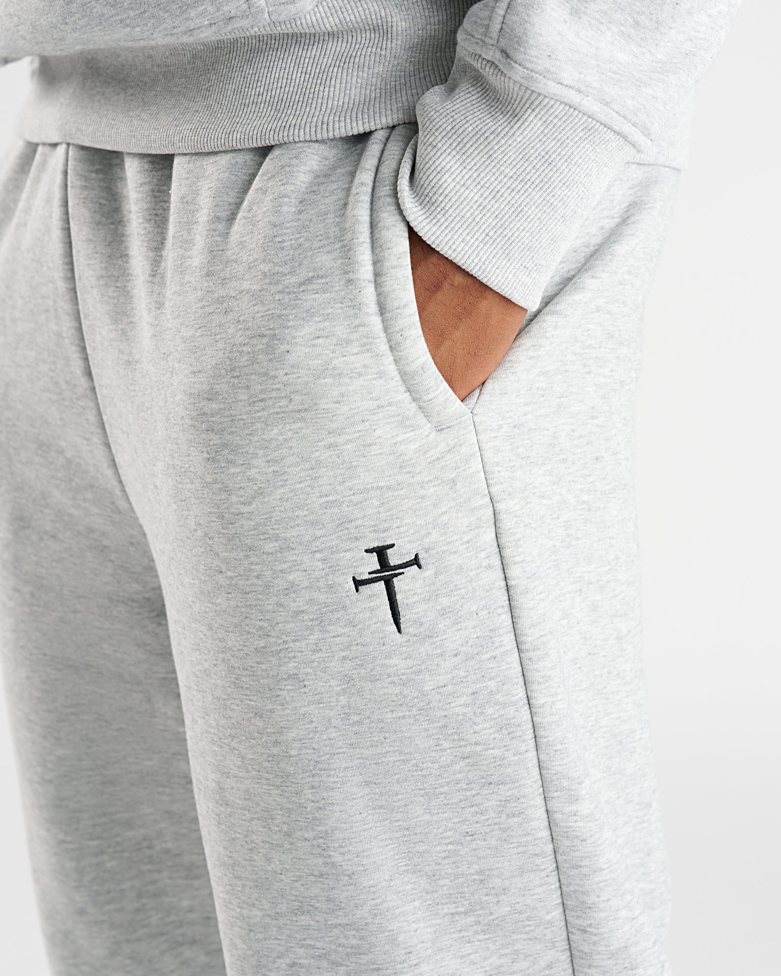 Signature Fleece Straight Leg Sweats - Heather Grey