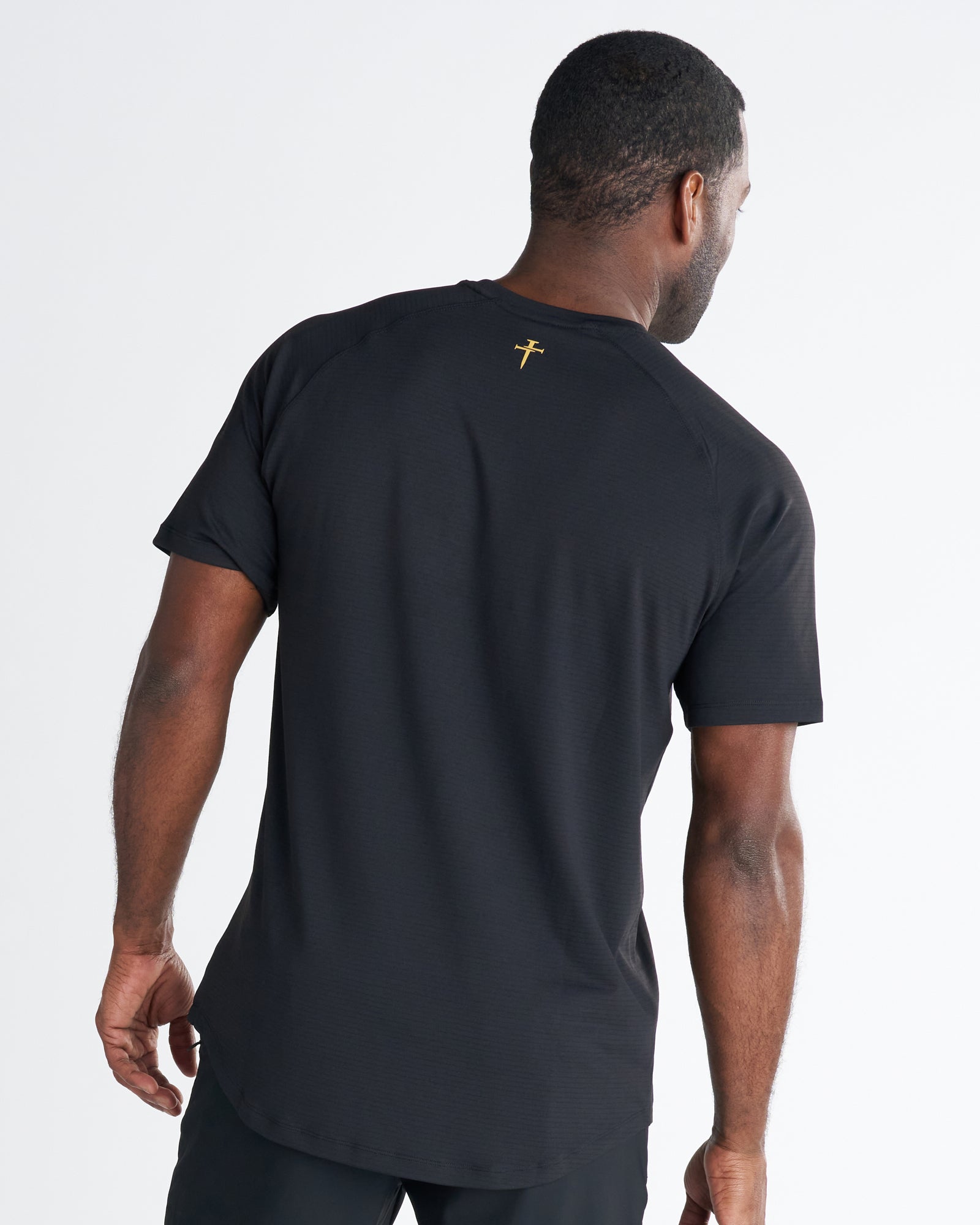 Aion-Lite™ Tee "Three Nails" - Risen