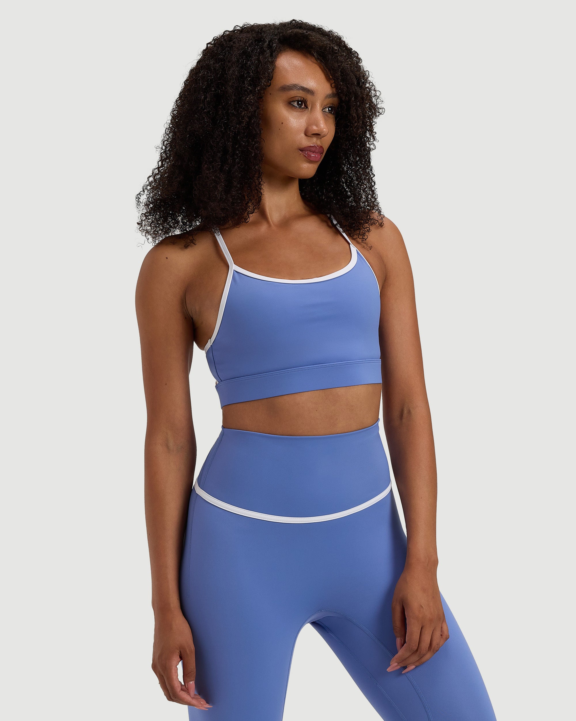 Endura-Train™ Contrast Sports Bra - Serene Blue