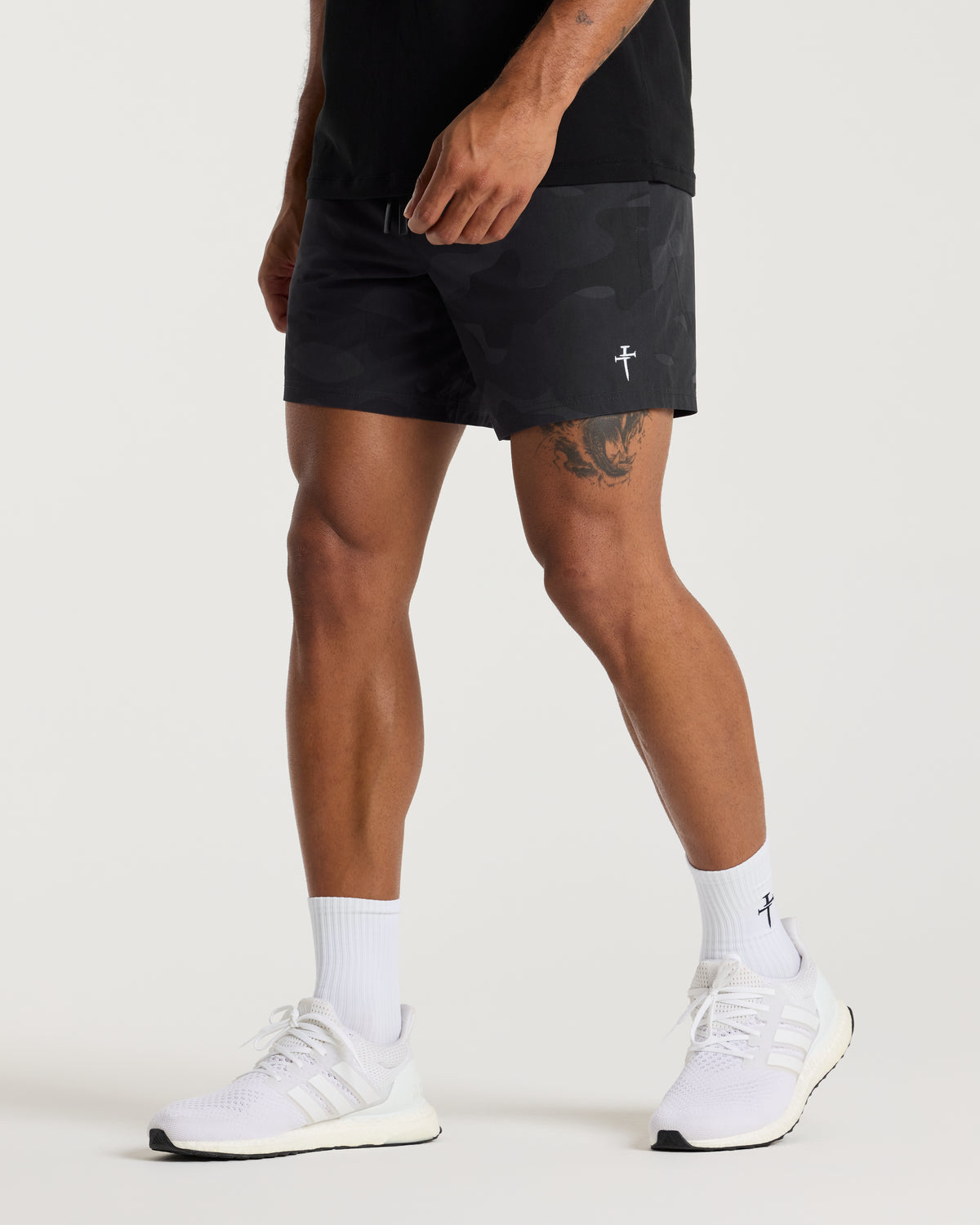 Coastal Linerless 7" Short - Black Camo