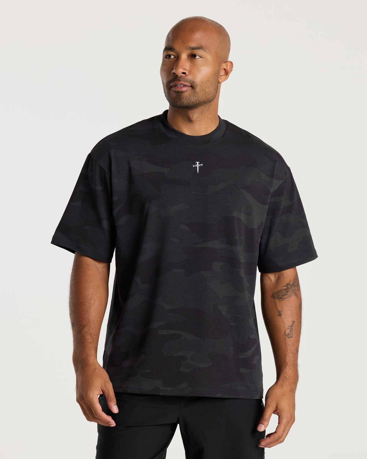 Heavyweight Cotton Oversized Tee "FHG" - Black Camo