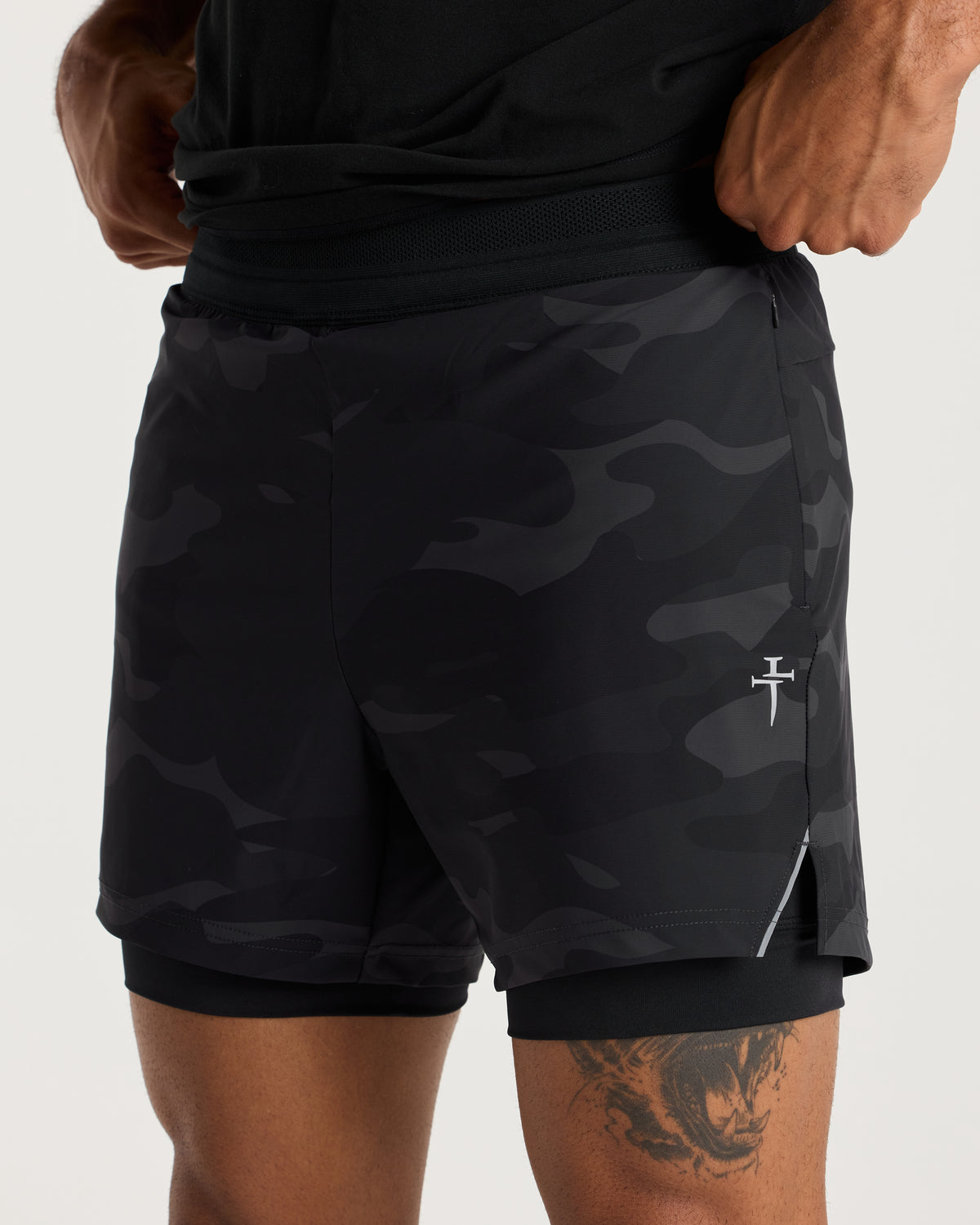 Vapor-Lite™ Liner 5" Short "Cross" - Black Camo