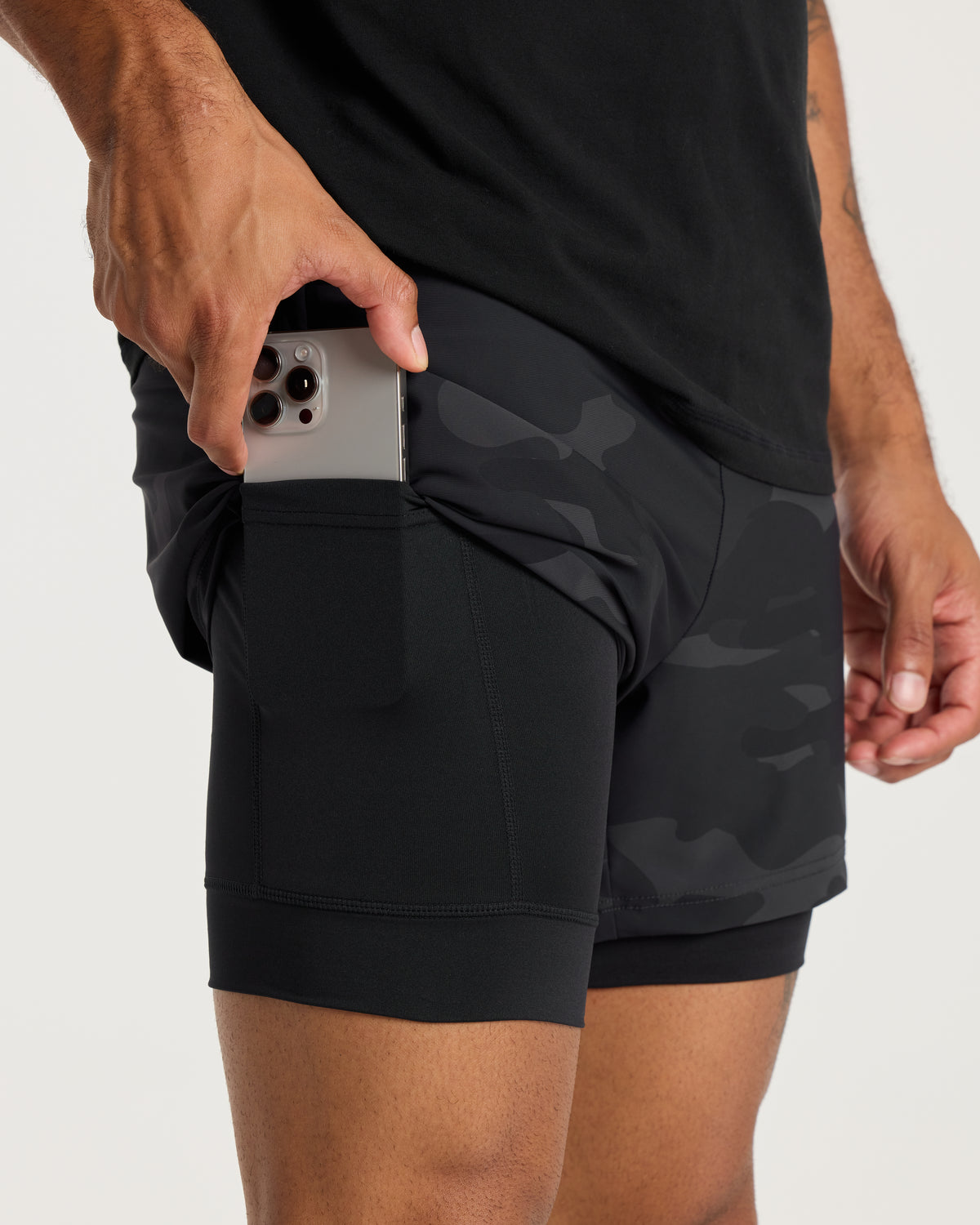Vapor-Lite™ Liner 5" Short "Cross" - Black Camo