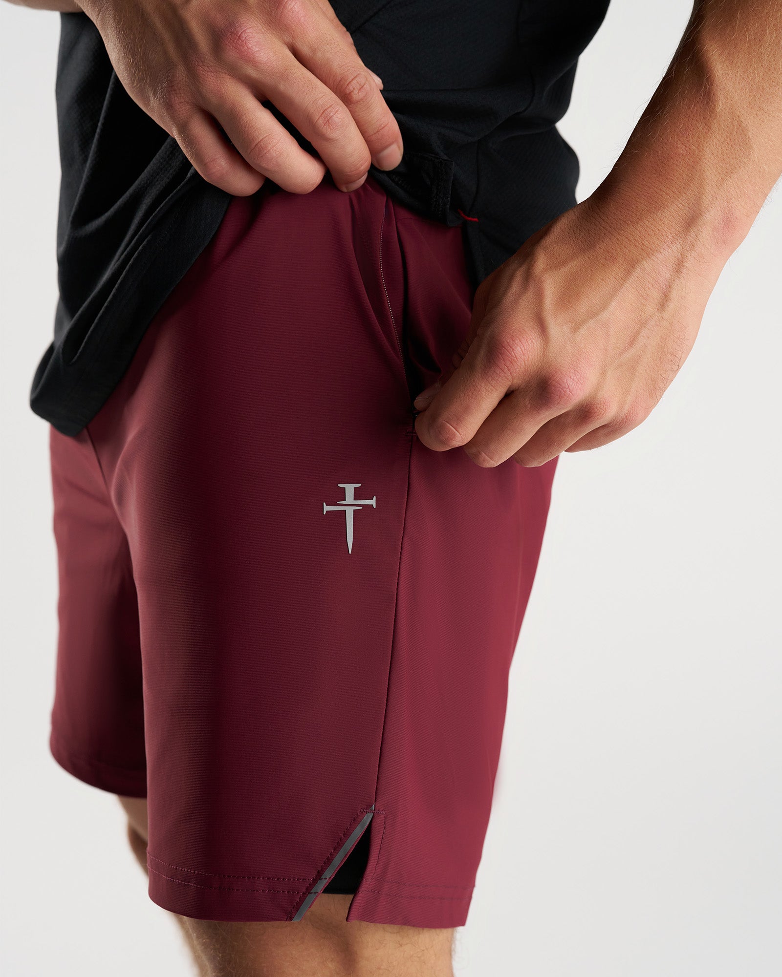 Vapor-Lite™ Liner Short "Cross" - Merlot