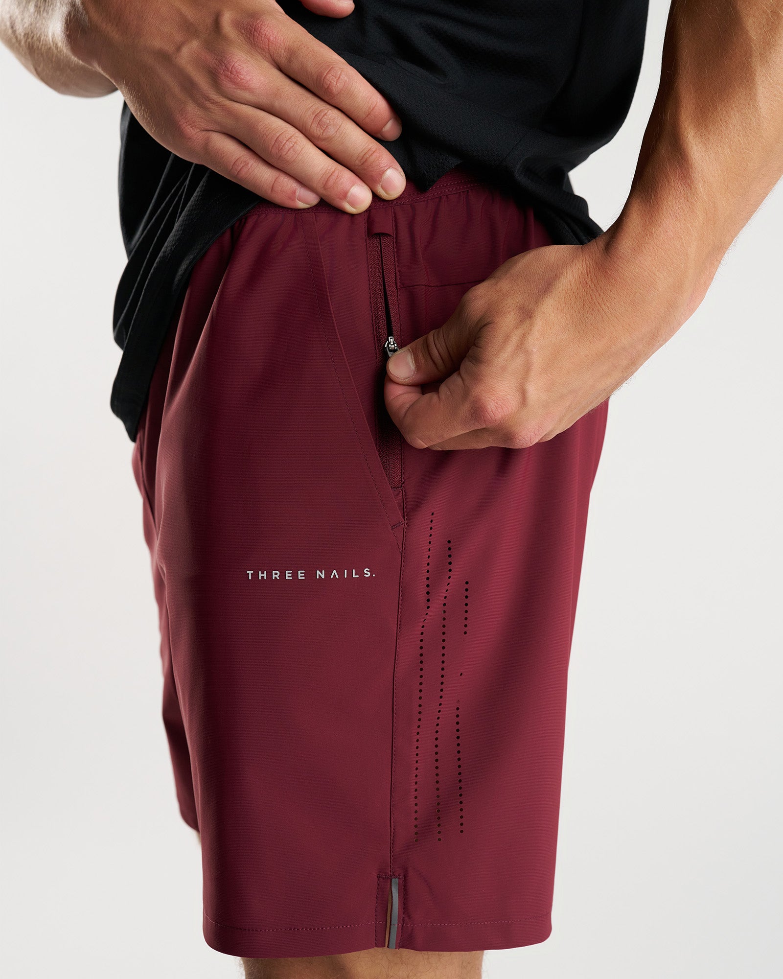 Vapor-Lite™ Hybrid Short - Merlot