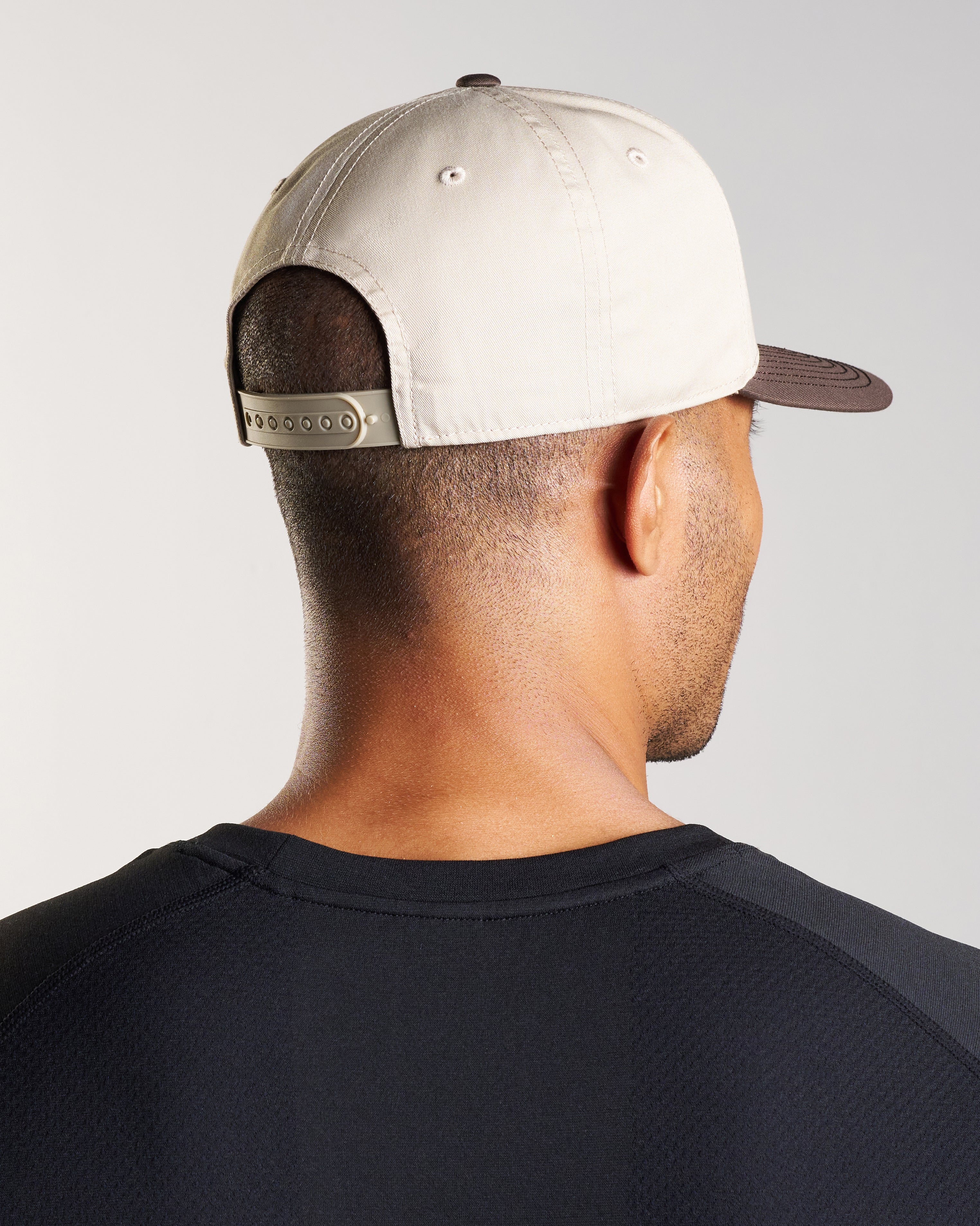 Signature Two-Tone Hat - Brown