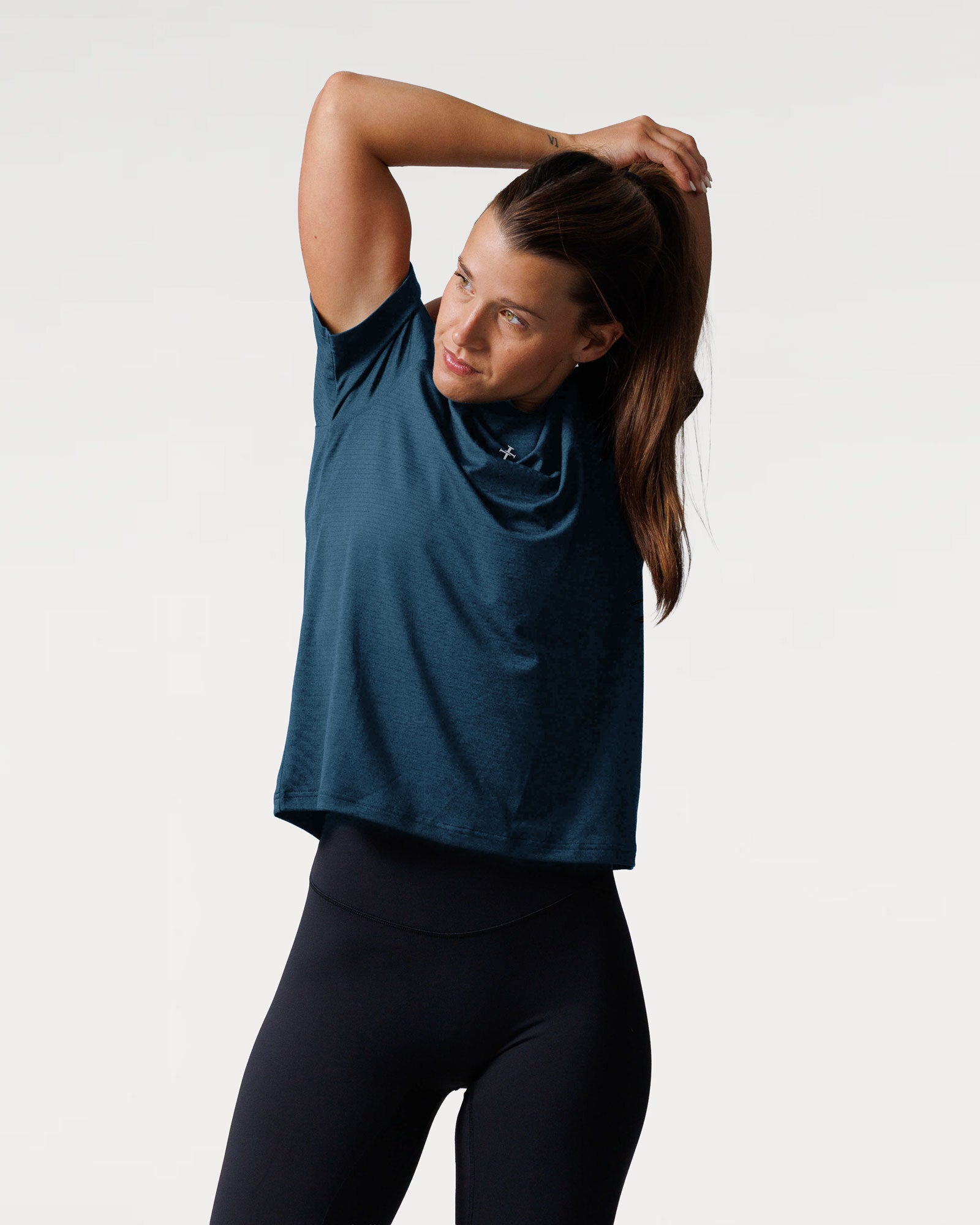 Women's Aion-Lite™ Tee "Cross" - Midnight Navy