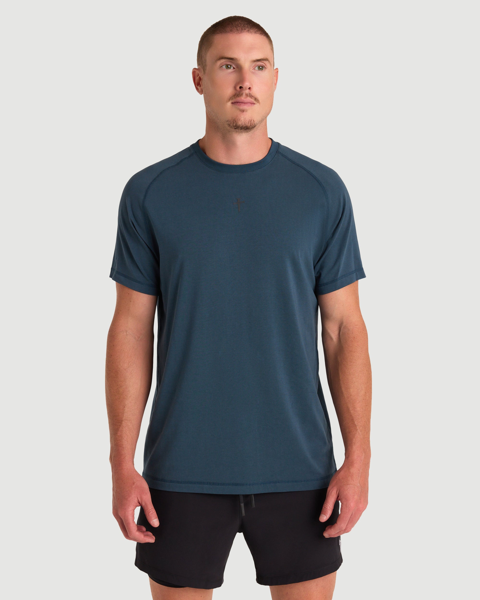 Core Hybrid Tee - Midnight Navy