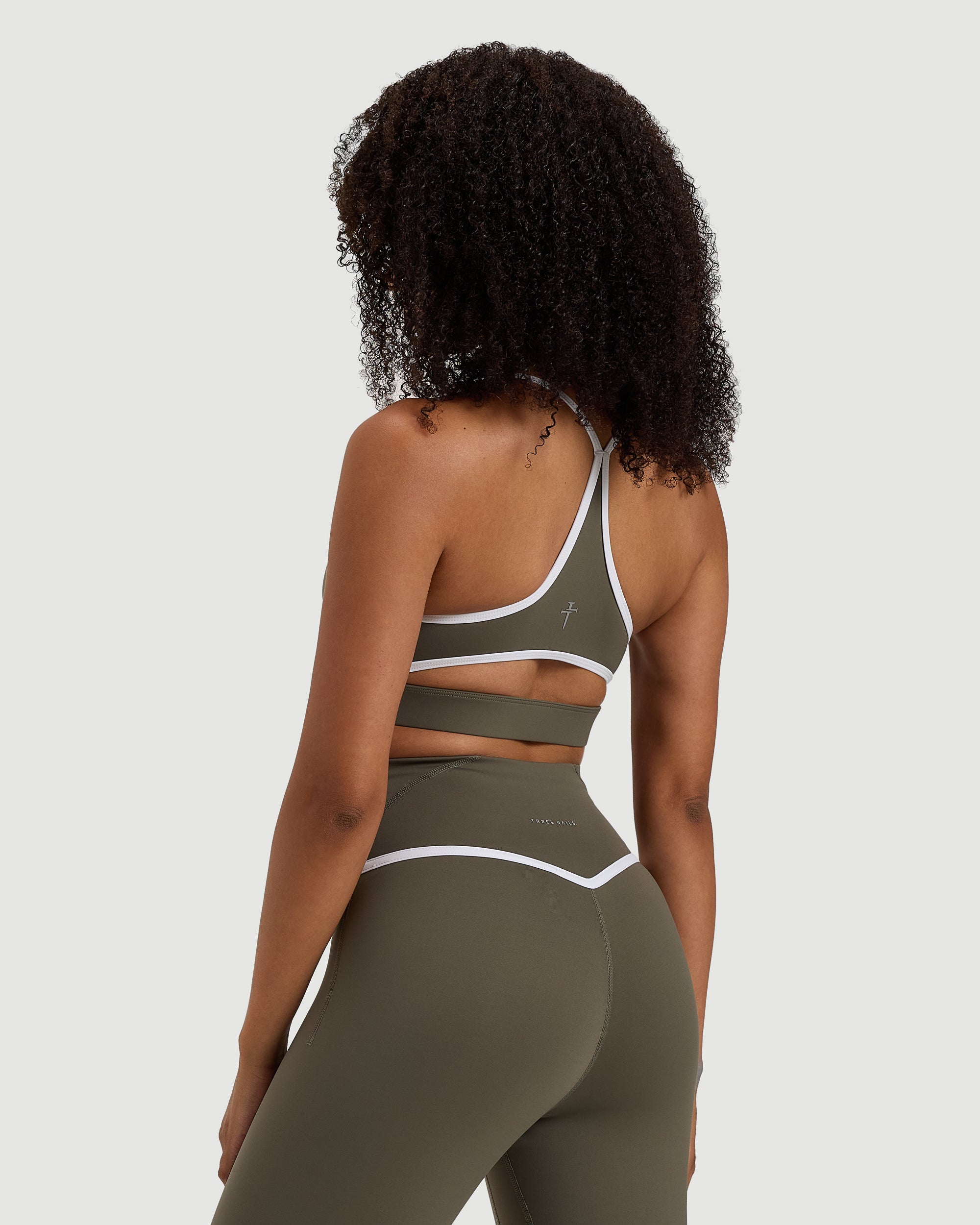 Endura-Train™ Contrast Sports Bra - Sage