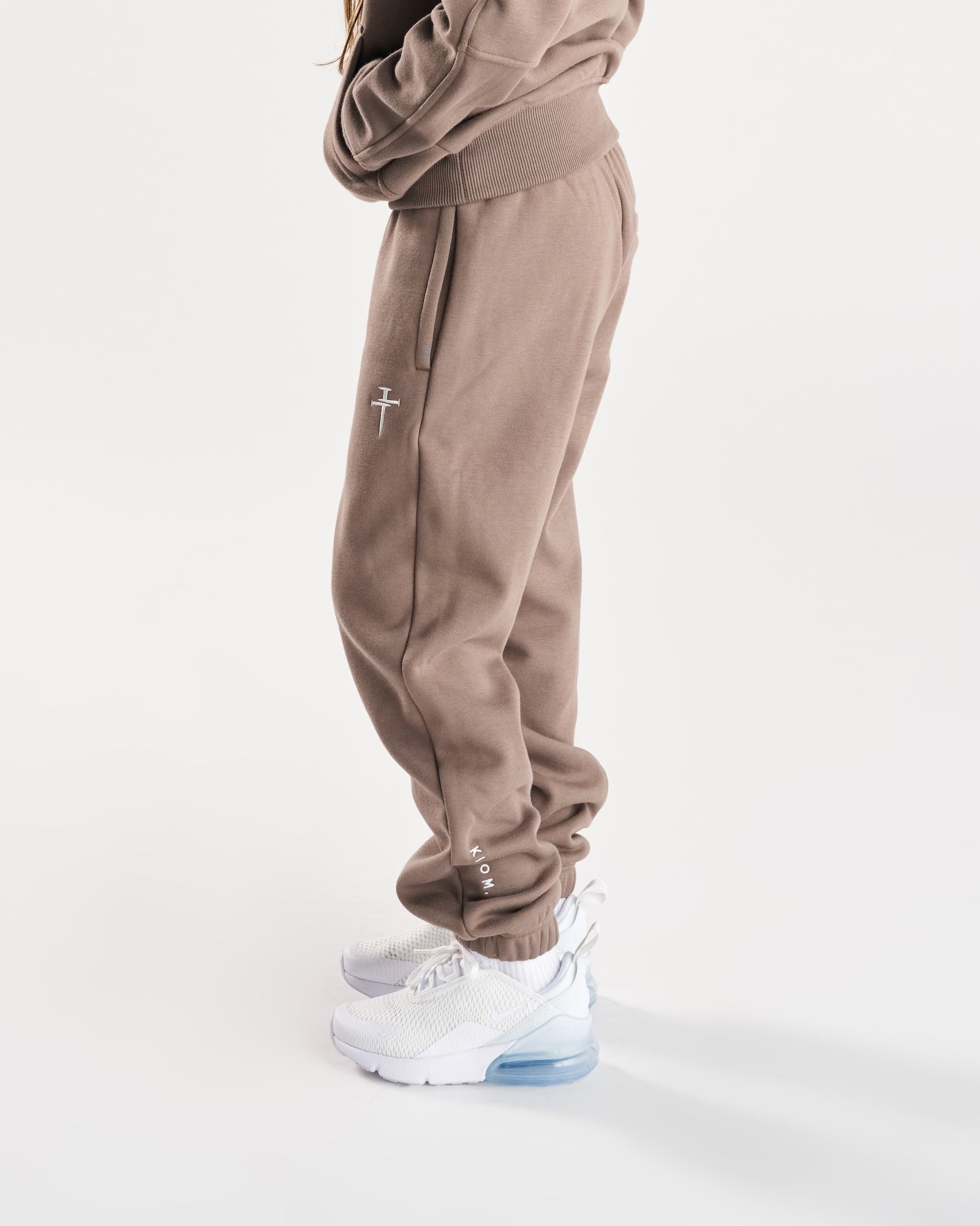 Youth Signature Fleece Sweatpants - Deep Taupe