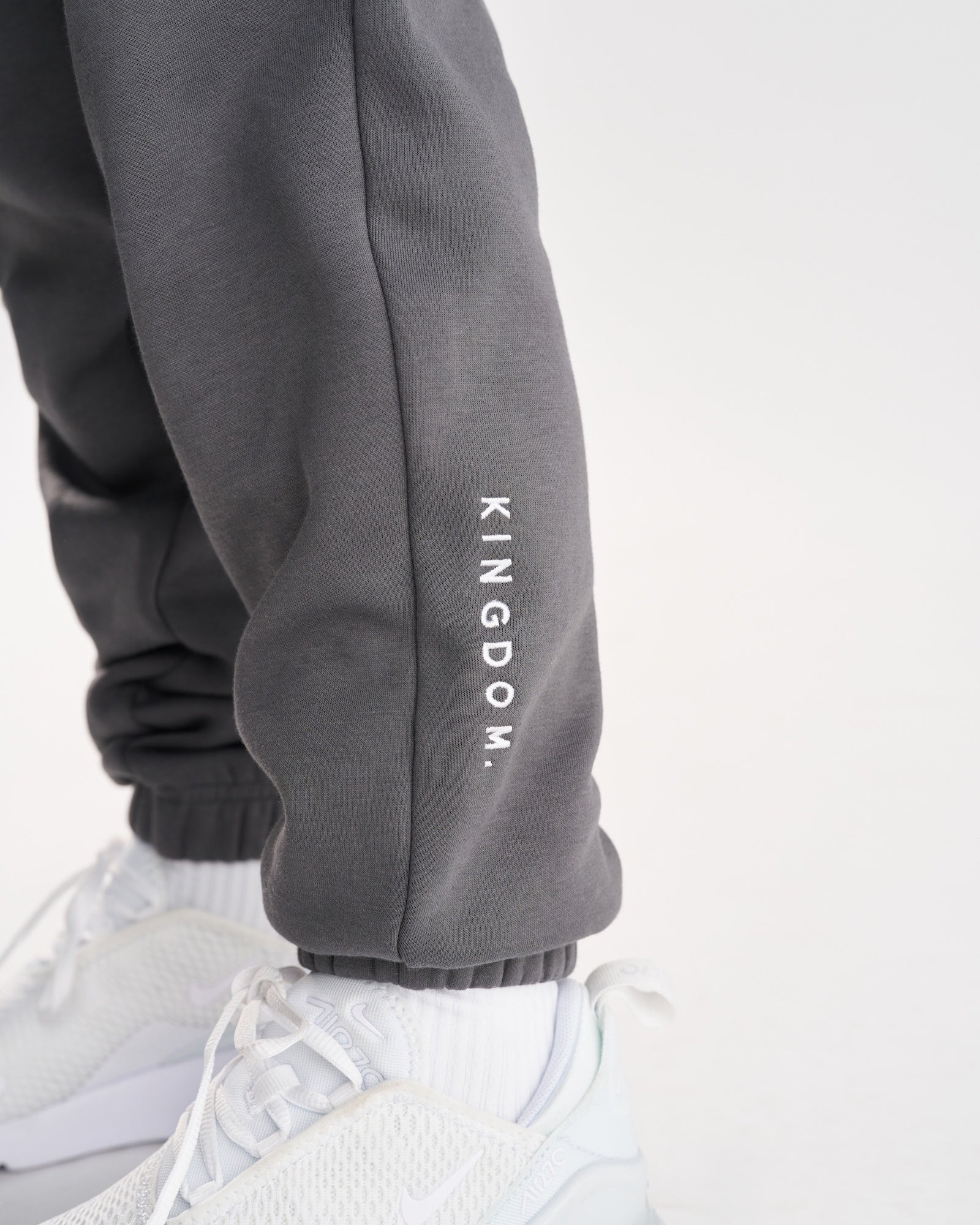 Youth Signature Fleece Sweatpants - Space Grey