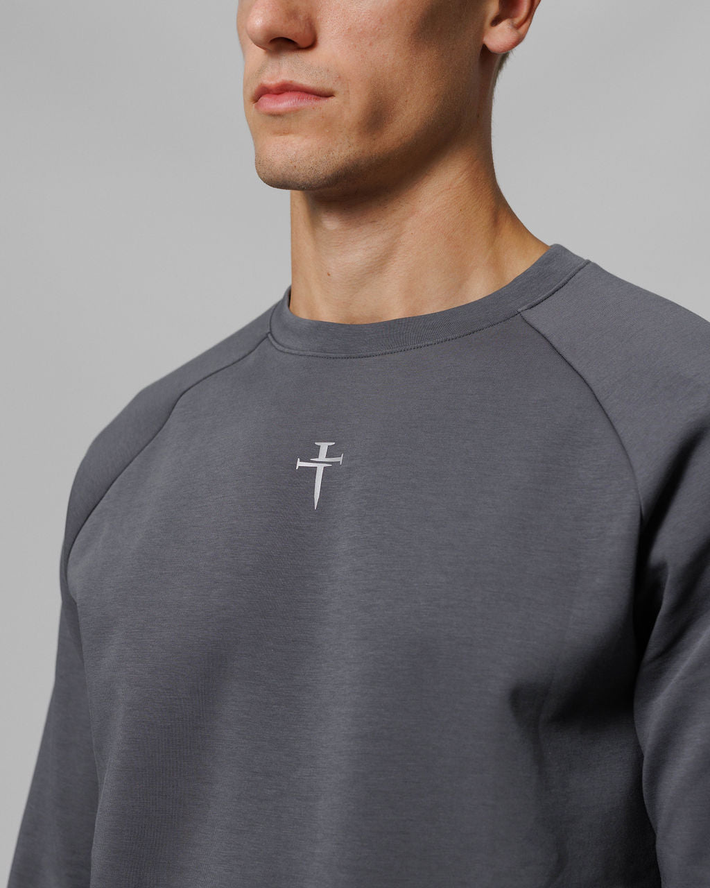 Raglan Crewneck - Space Grey