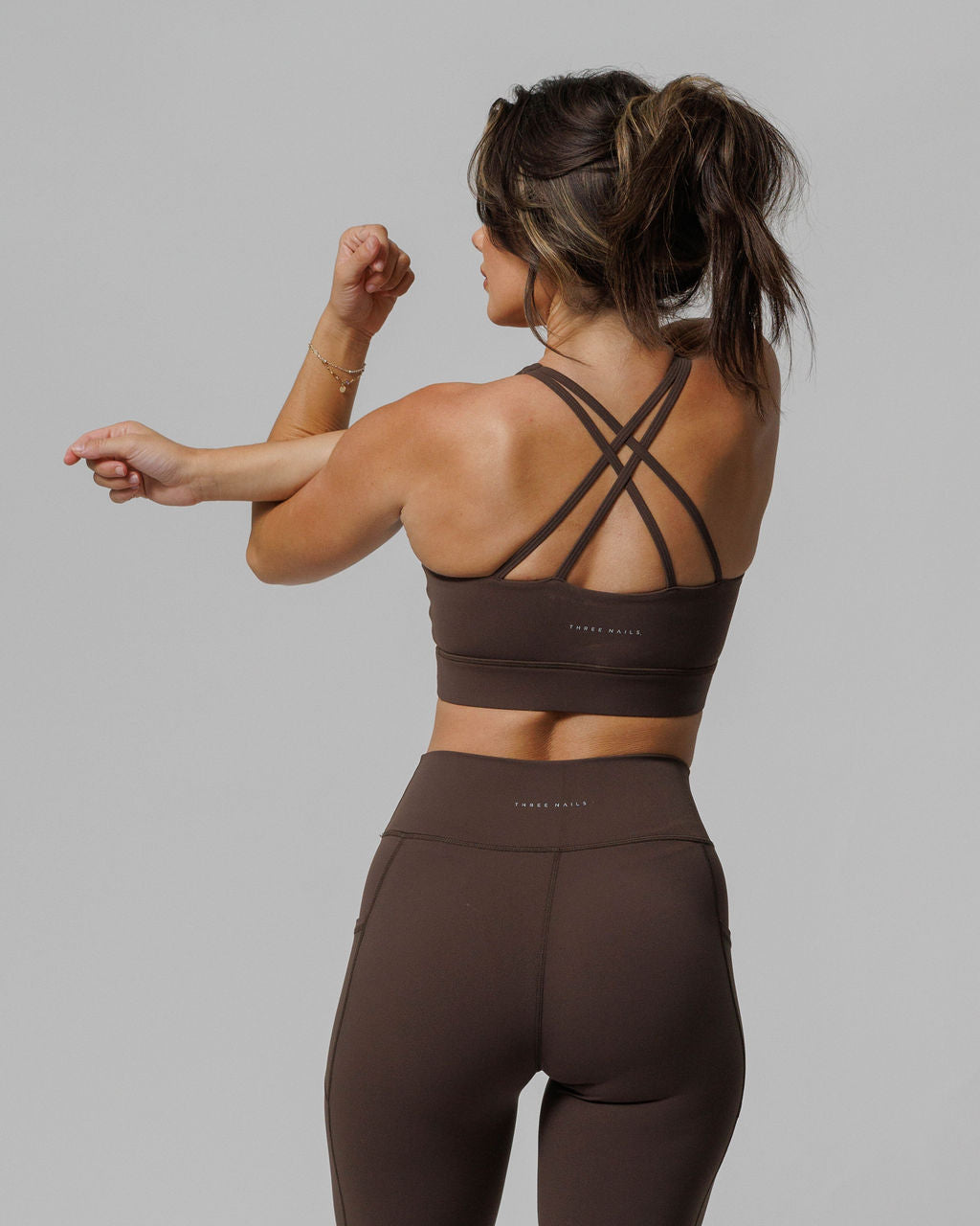 Crossback Sports Bra - Woodland Brown