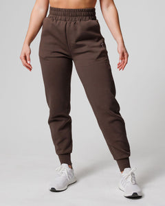 Women's Essential Jogger - Woodland Brown