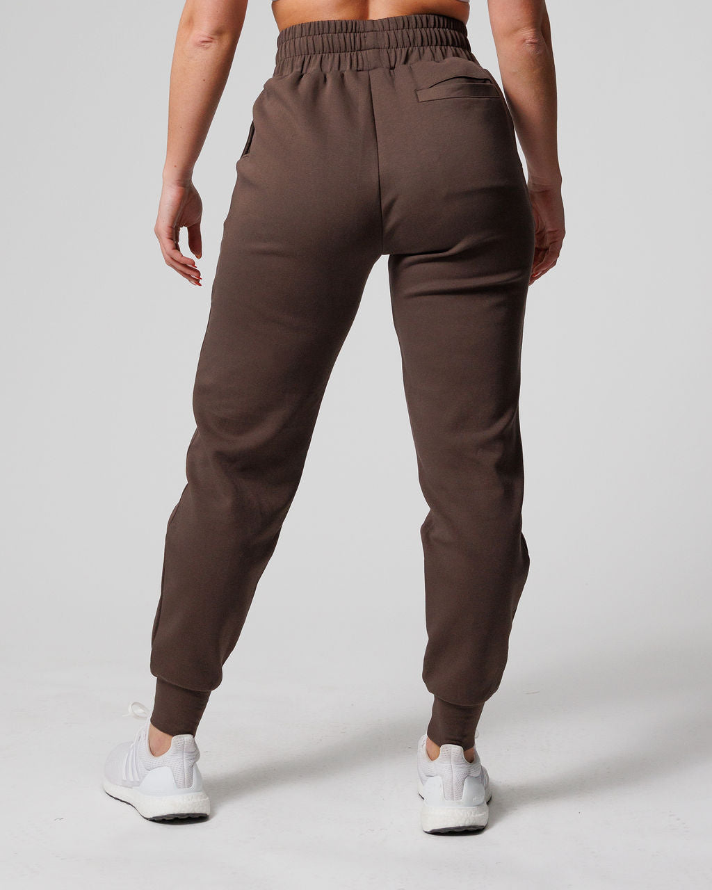 Women's Essential Jogger - Woodland Brown