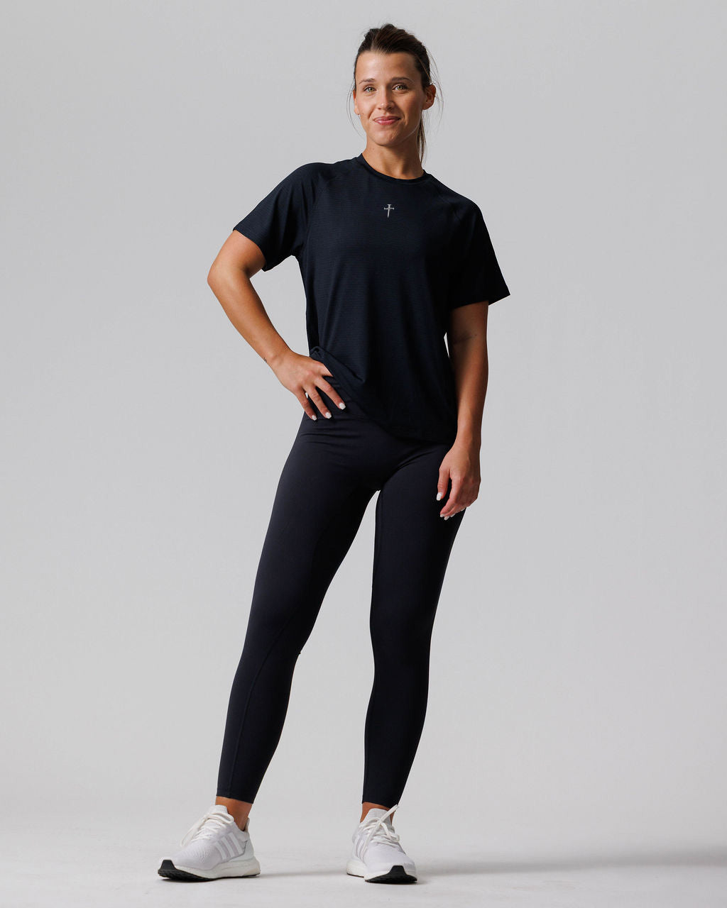 Women's Aion-Lite™ Tee "Cross" - Black
