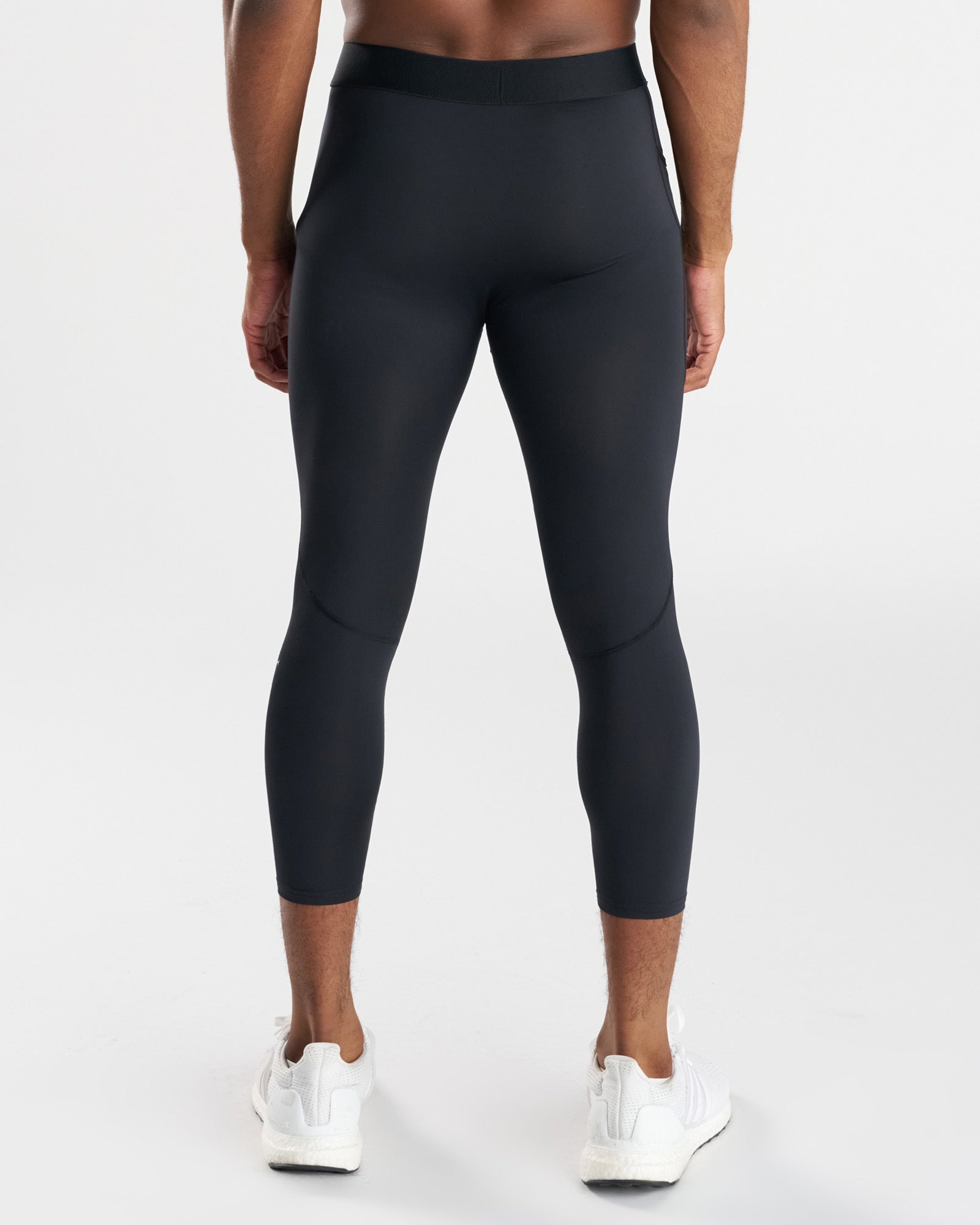 Baselayer 3/4 Length Legging - Black